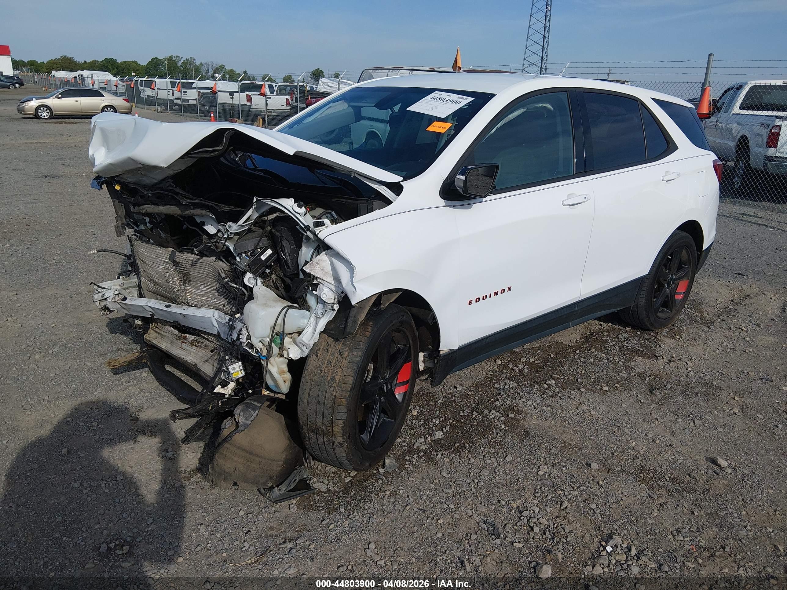 CHEVROLET EQUINOX image 2
