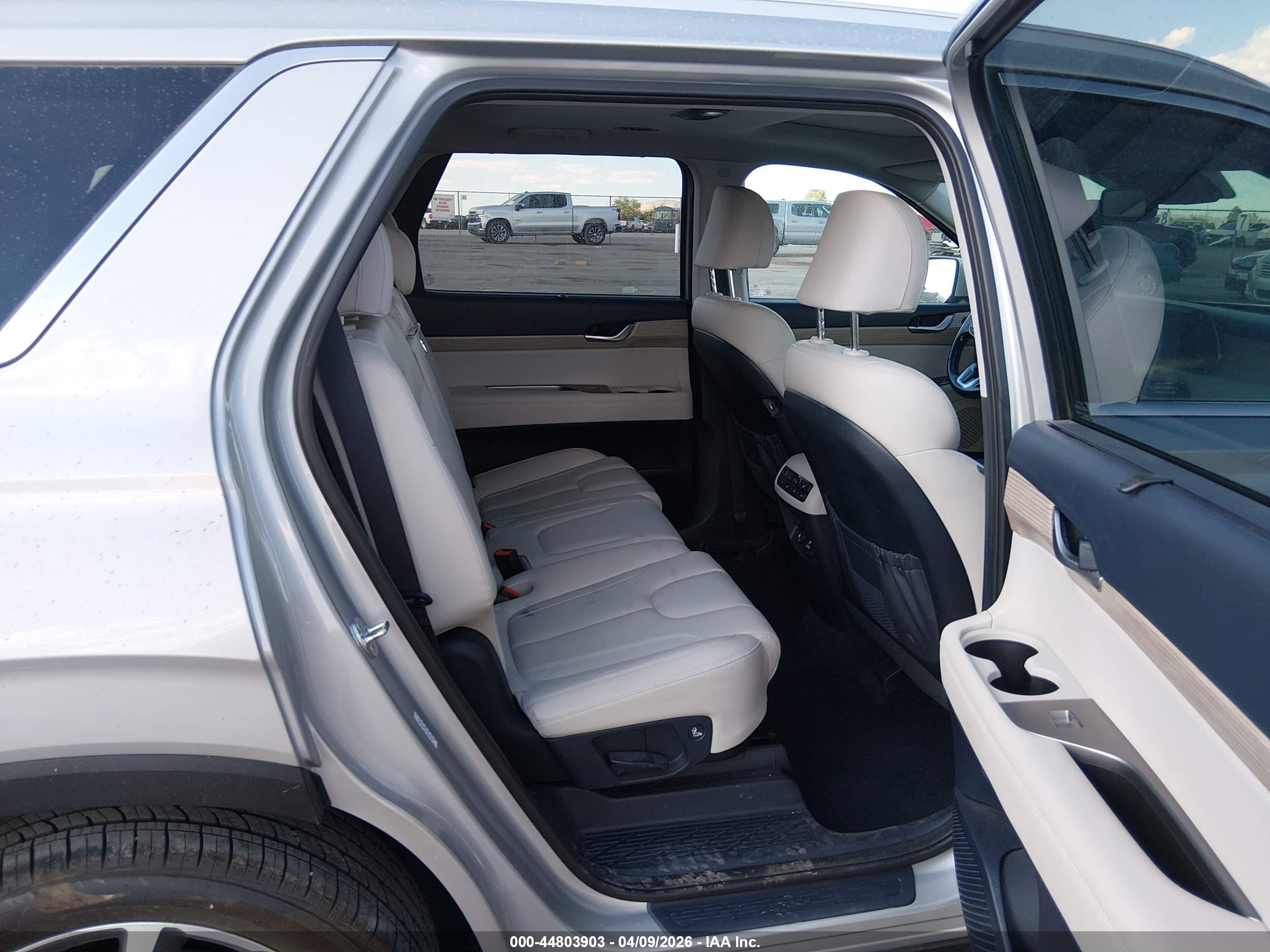 HYUNDAI PALISADE image 8