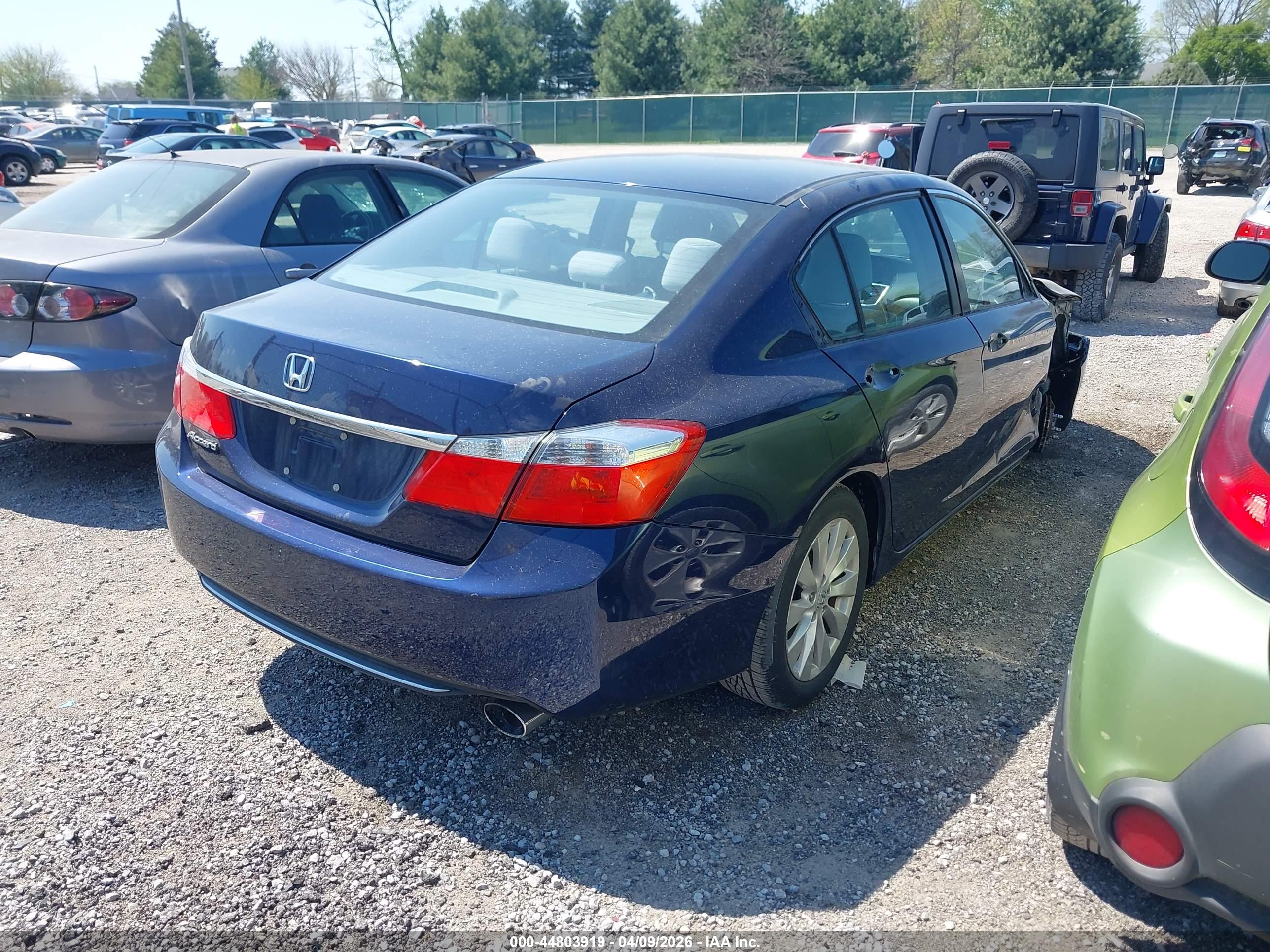 HONDA ACCORD image 4