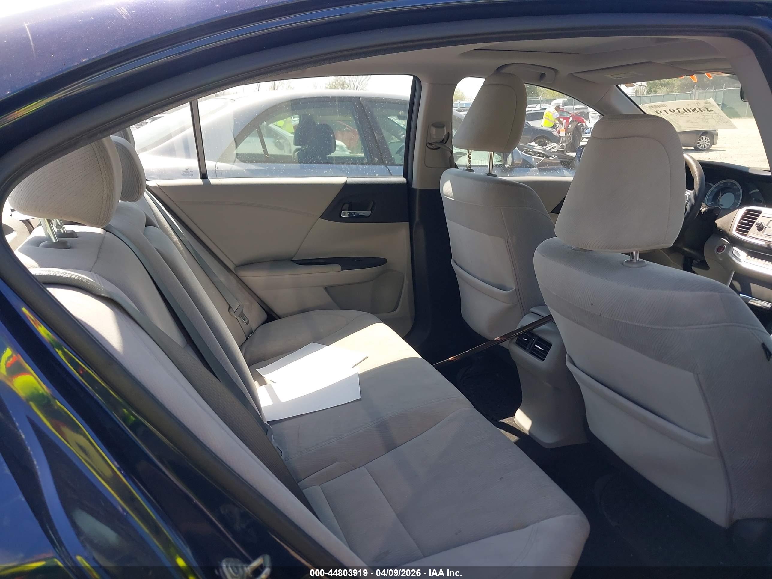 HONDA ACCORD image 8