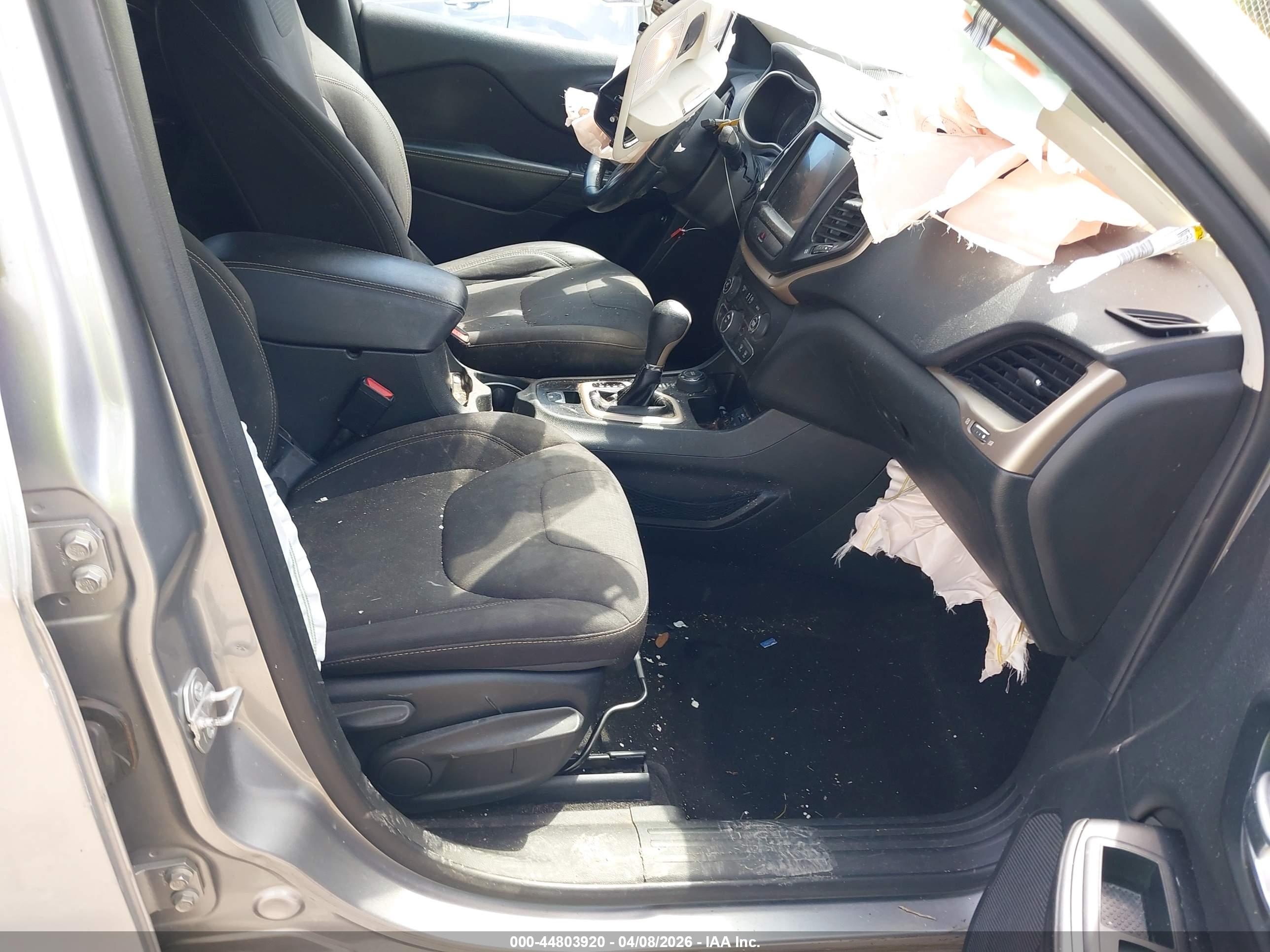 JEEP CHEROKEE image 5