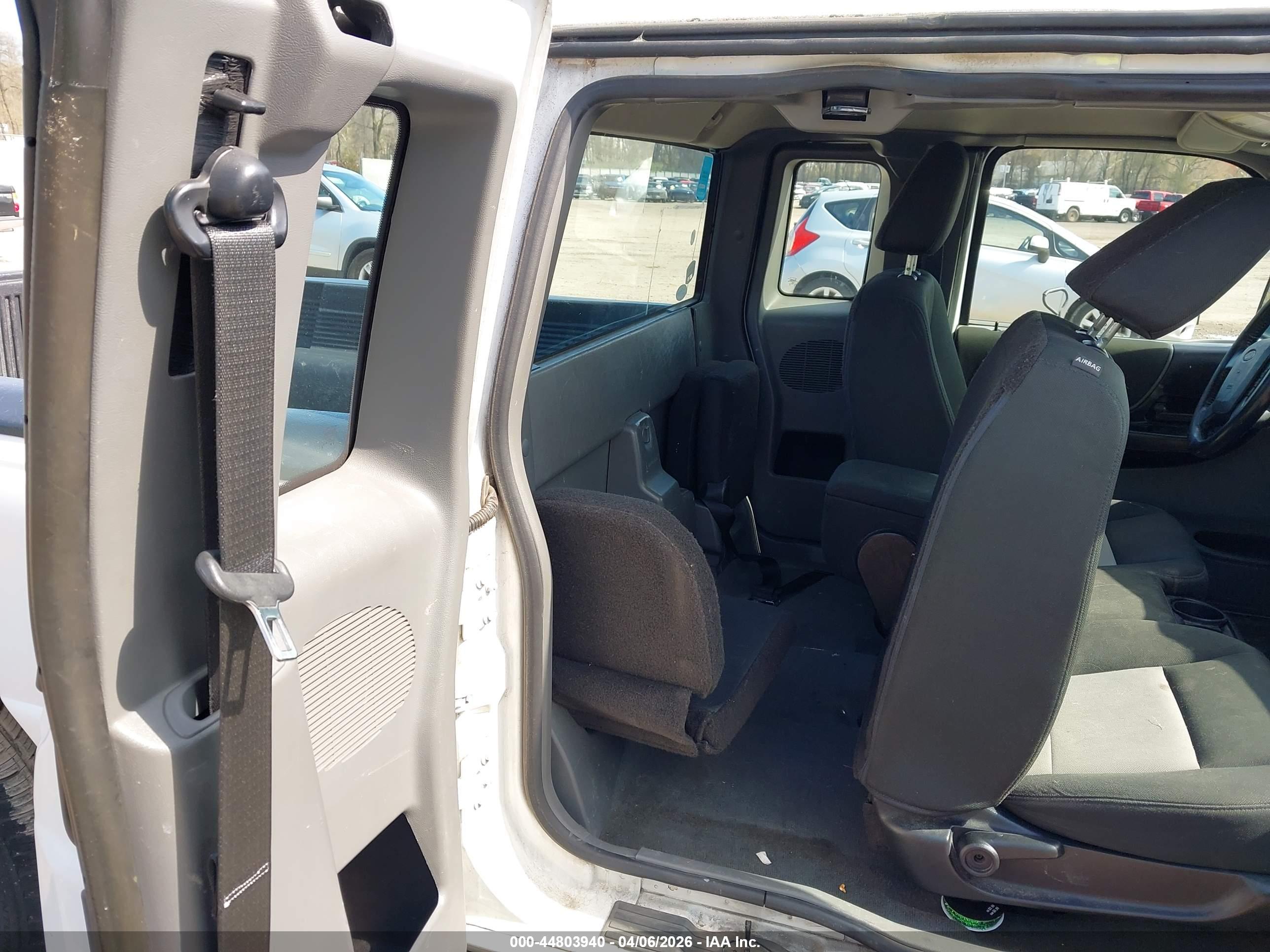FORD RANGER image 8
