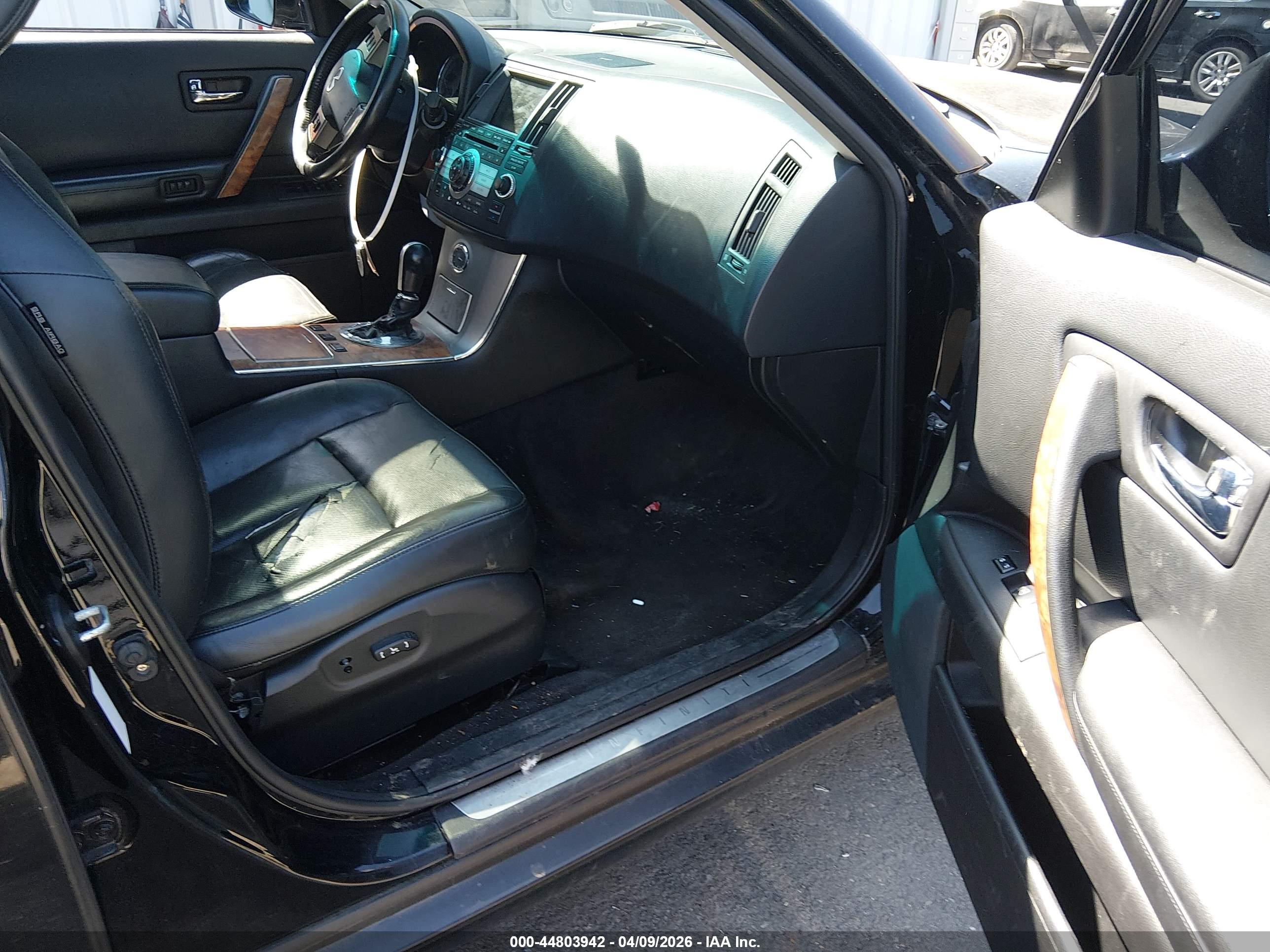 INFINITI FX35 image 5