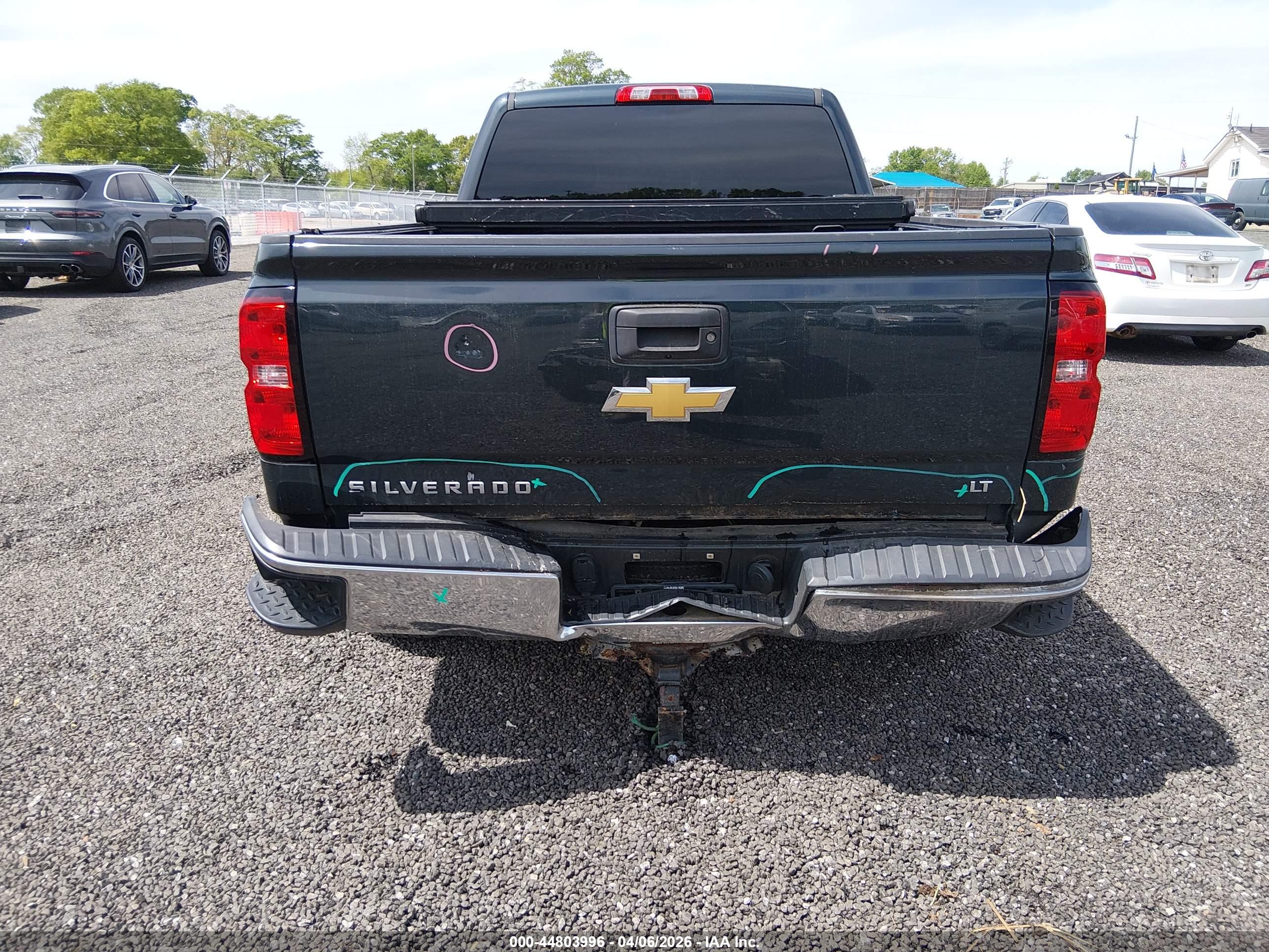 CHEVROLET SILVERADO image 6