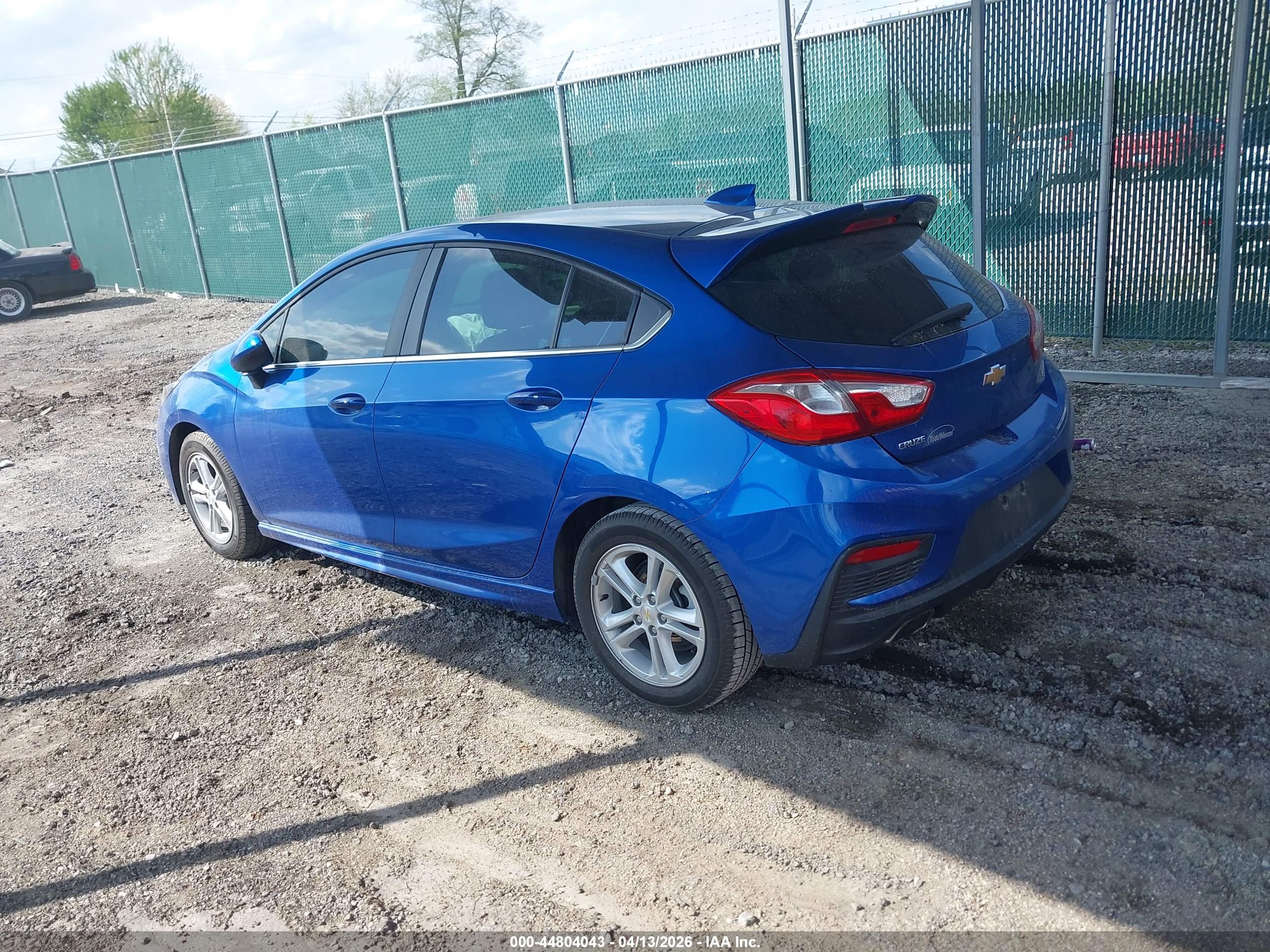 CHEVROLET CRUZE image 3