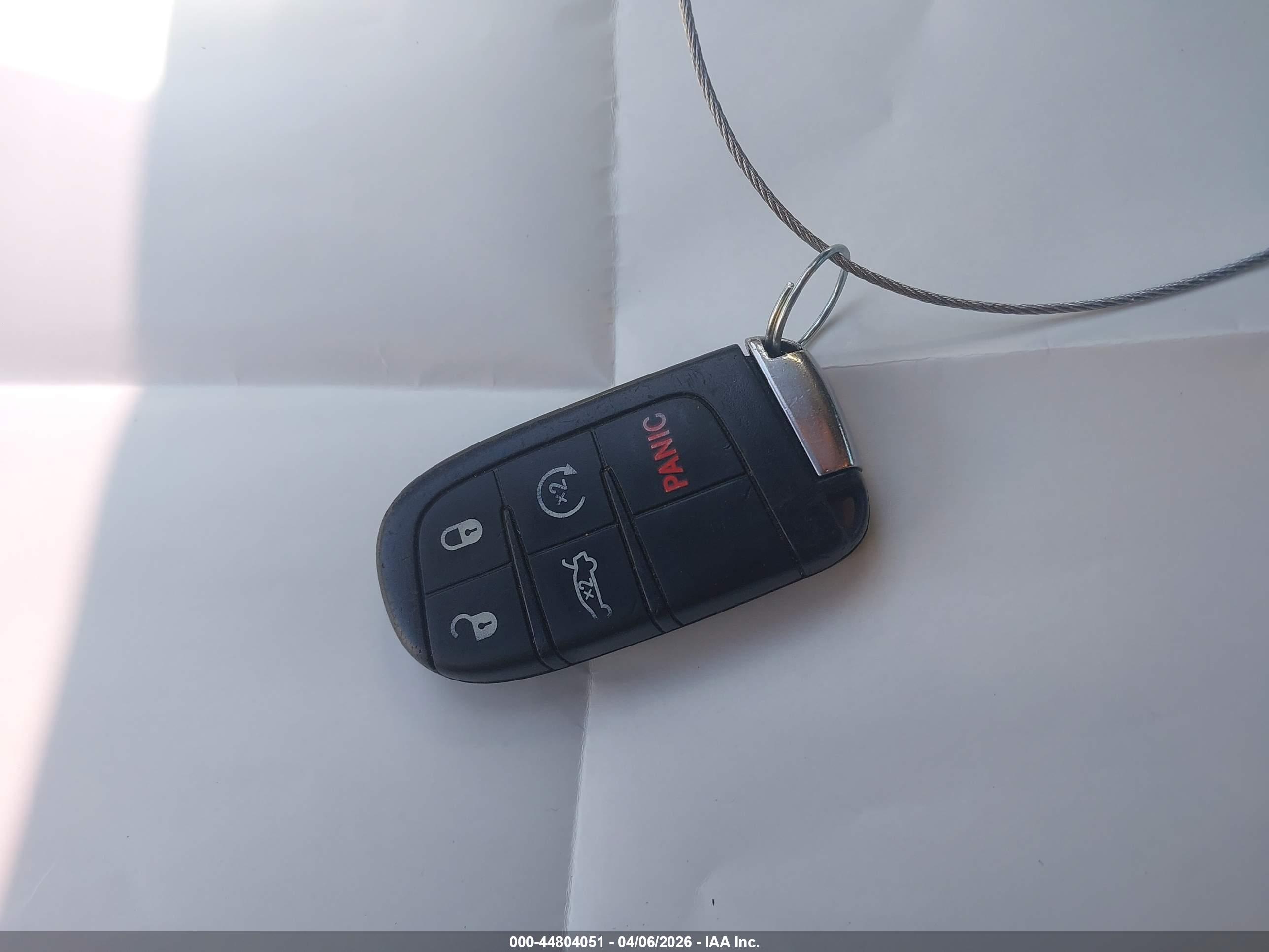 CHRYSLER 300 image 11