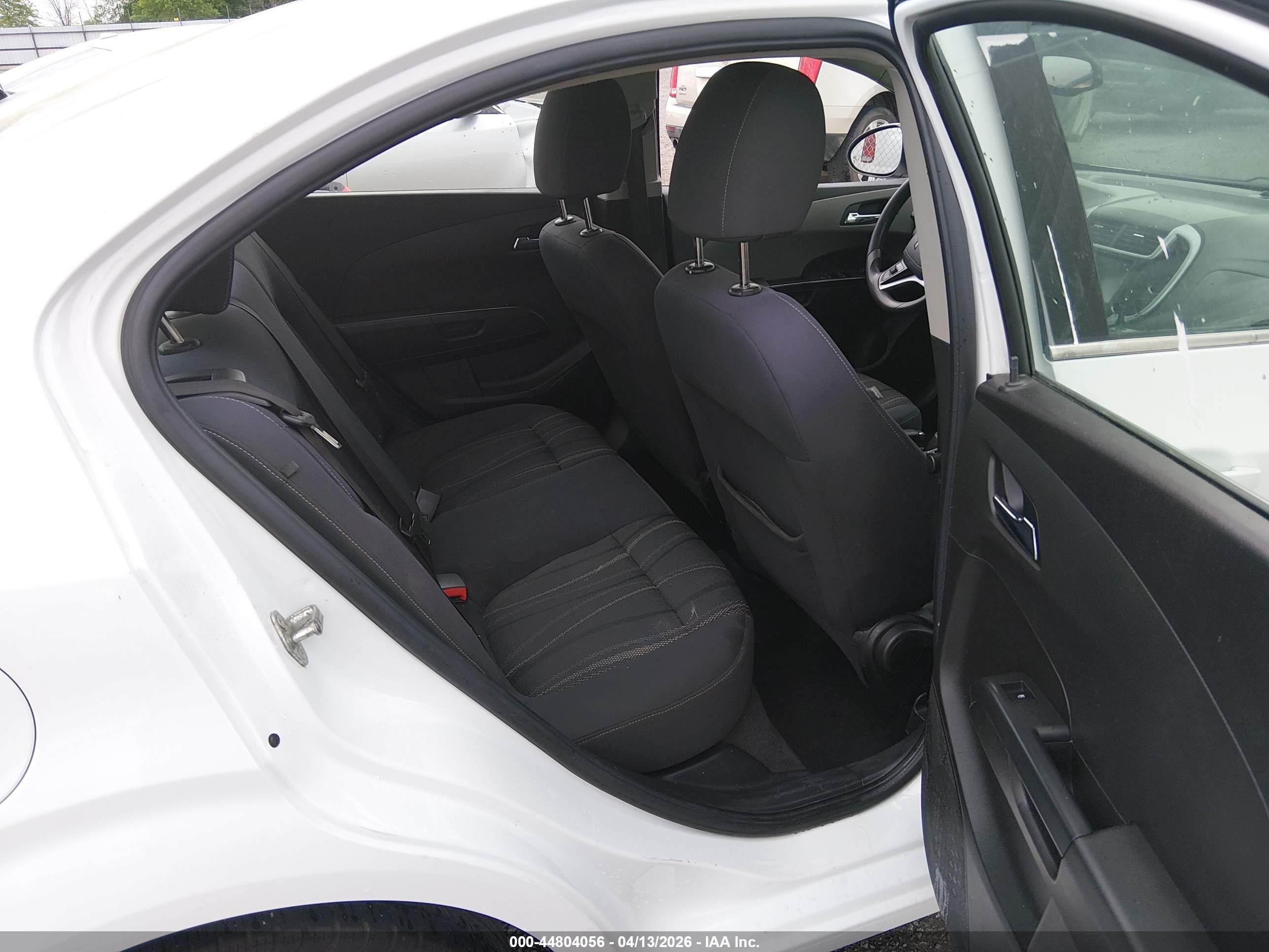 CHEVROLET SONIC image 8