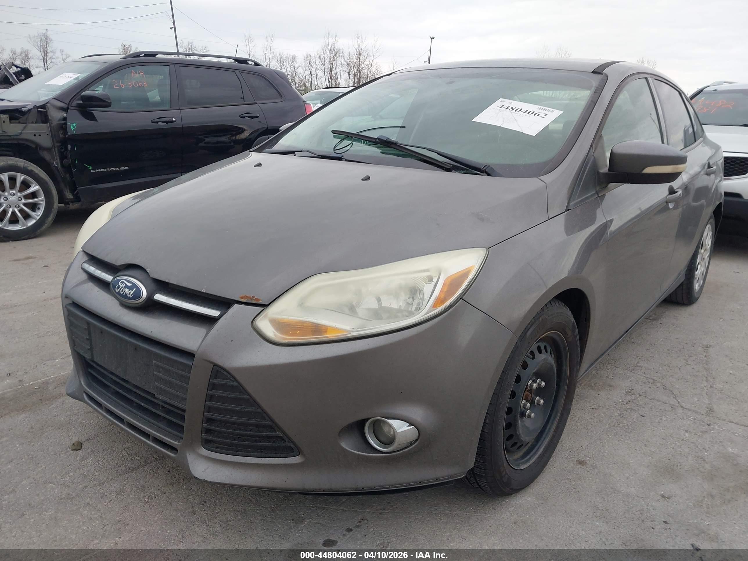 FORD FOCUS image 6