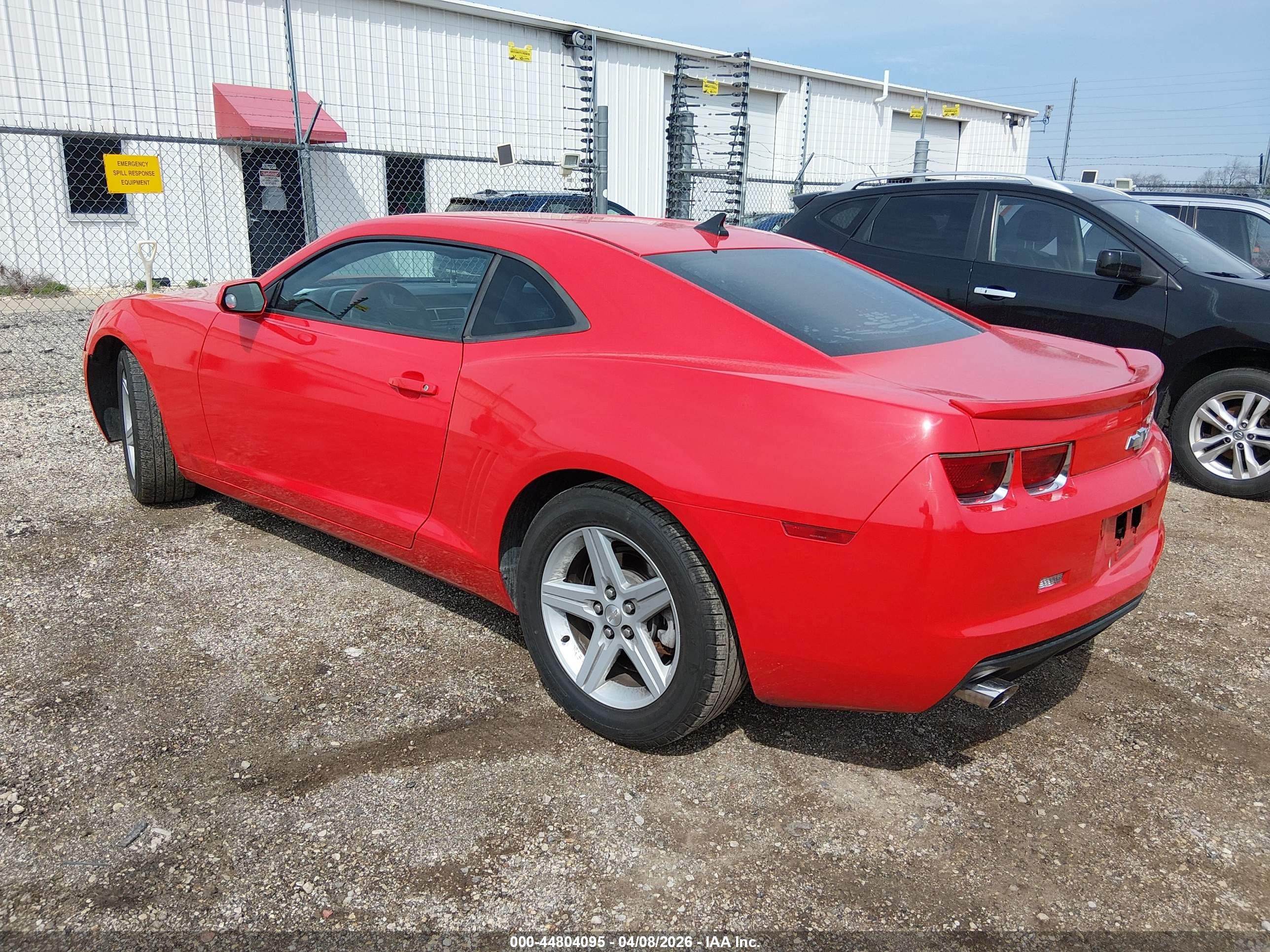 CHEVROLET CAMARO image 3