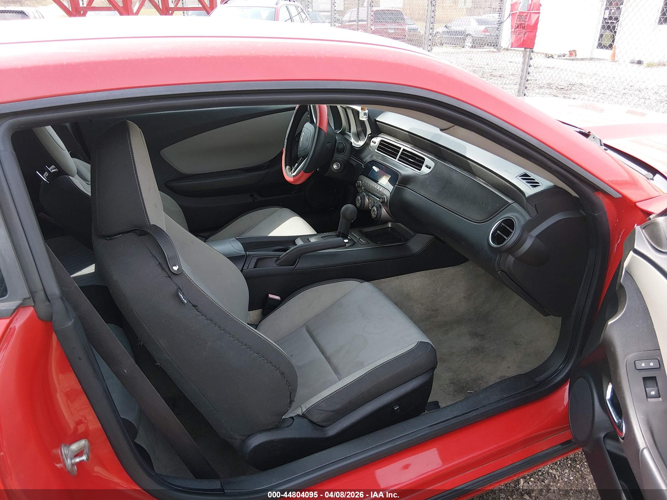 CHEVROLET CAMARO image 5