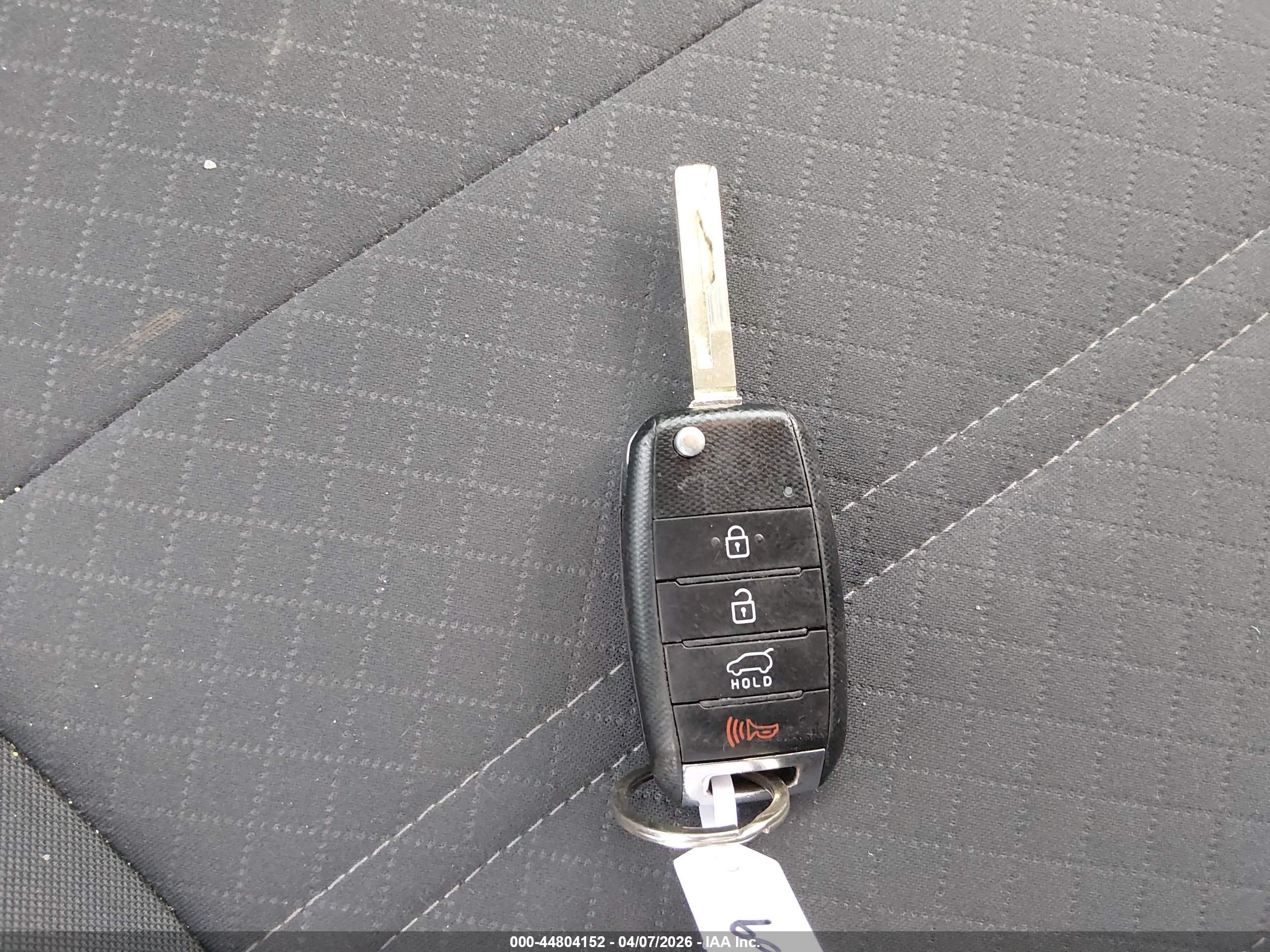 KIA SORENTO image 11