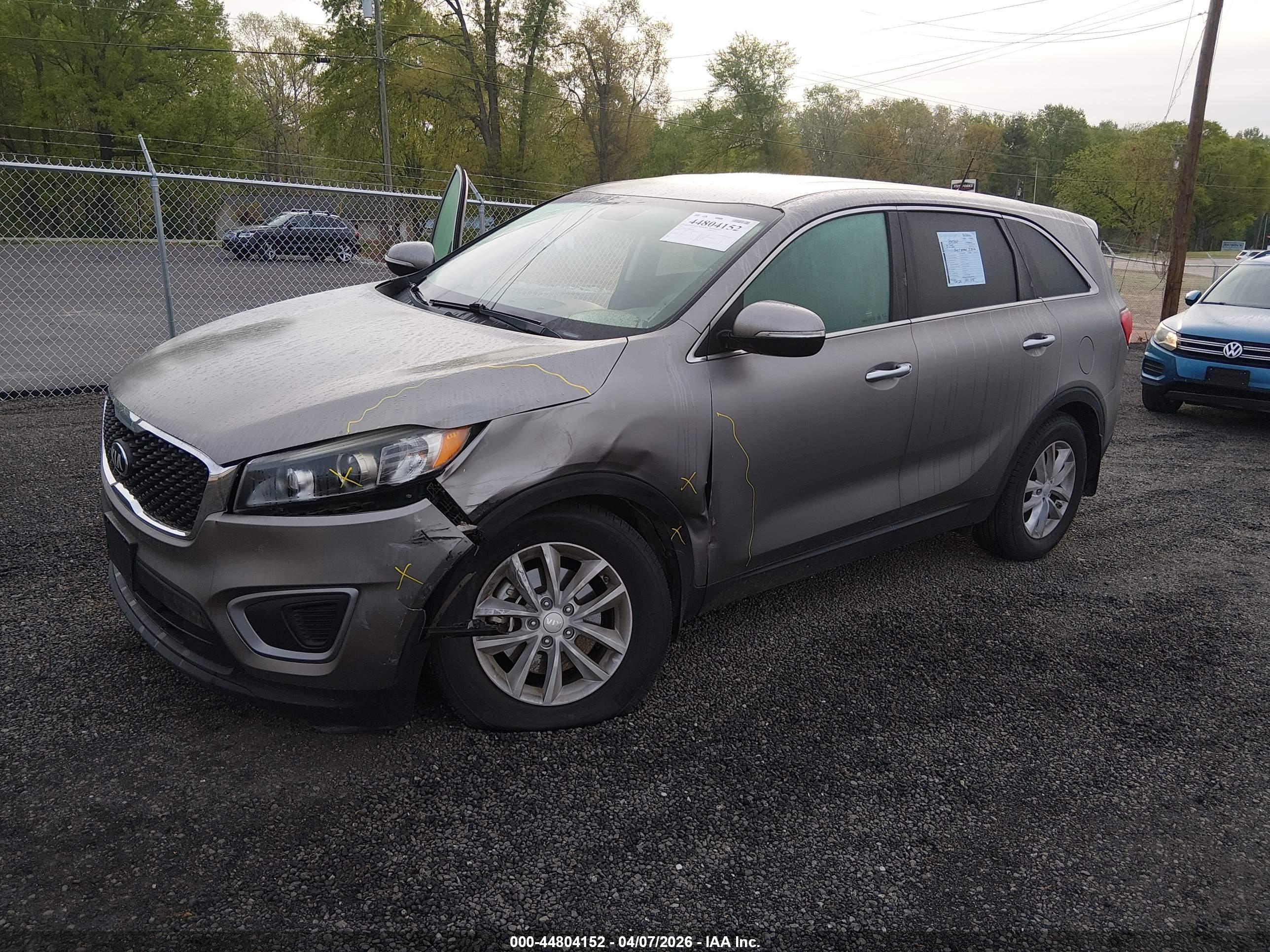 KIA SORENTO image 2