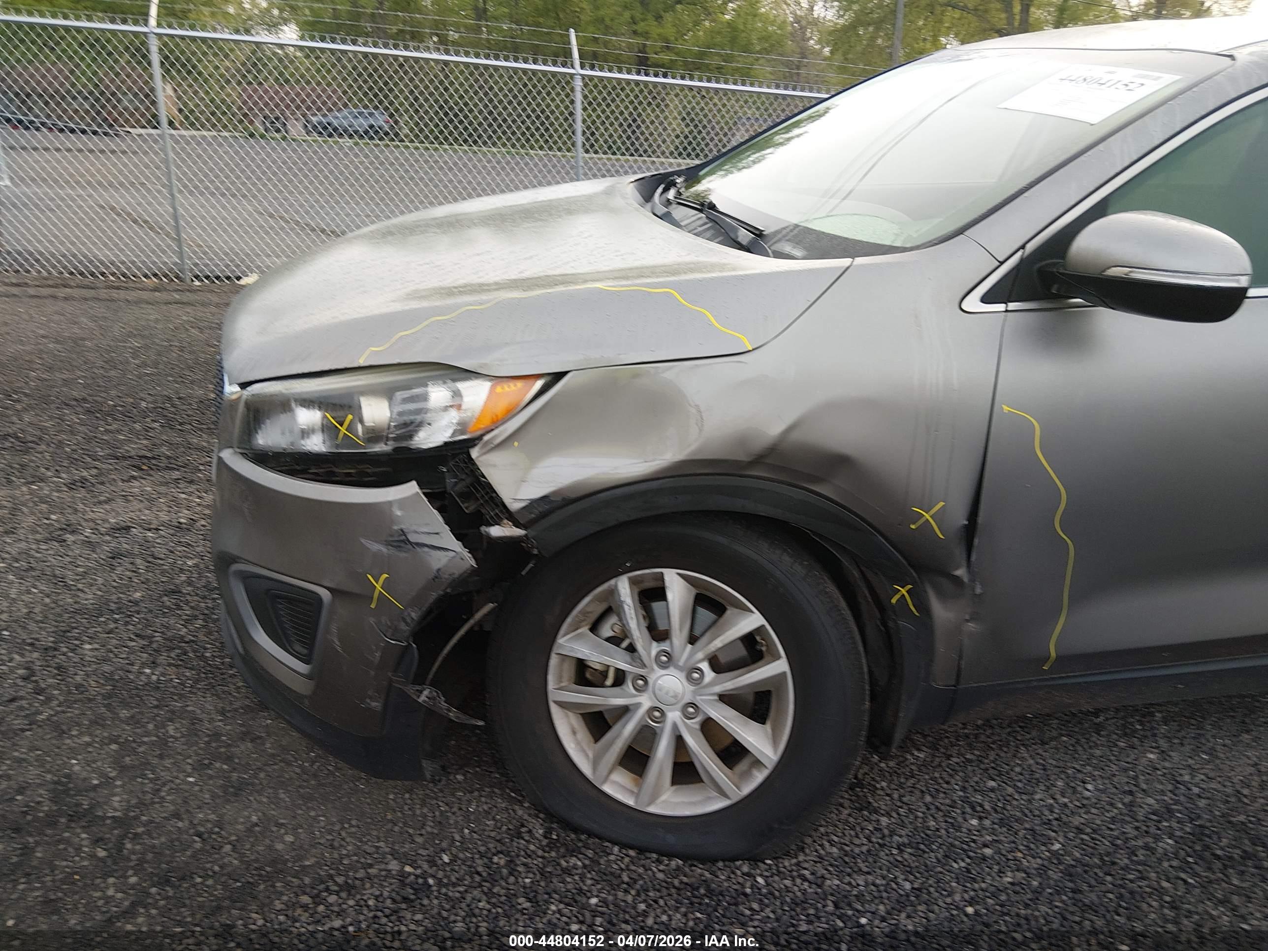 KIA SORENTO image 6