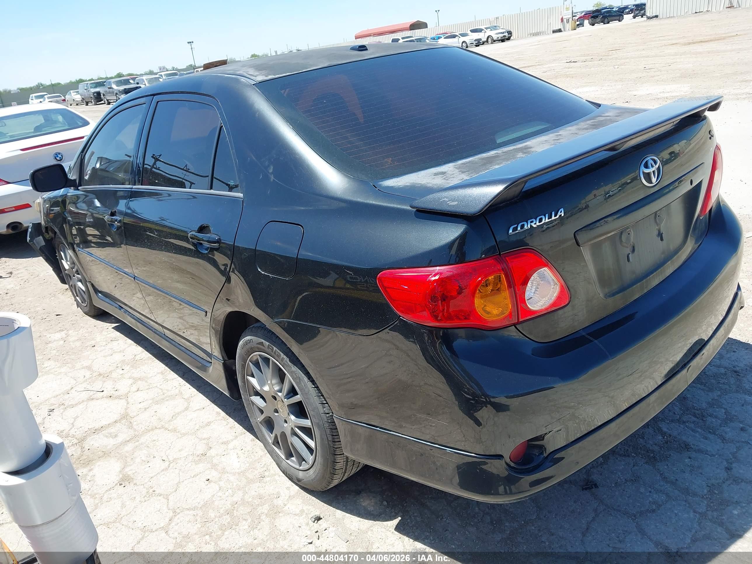 TOYOTA COROLLA image 3