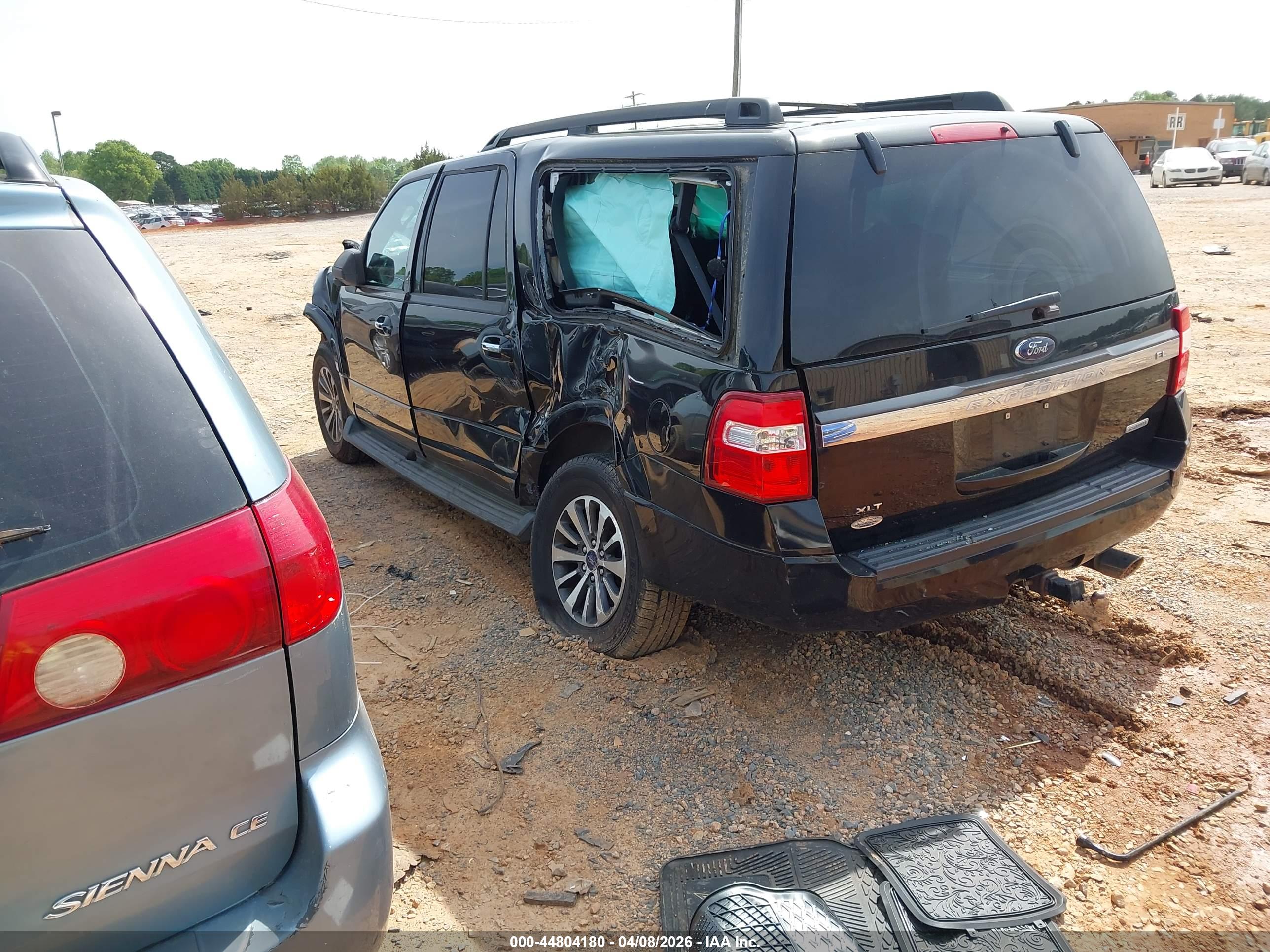 FORD EXPEDITION image 3