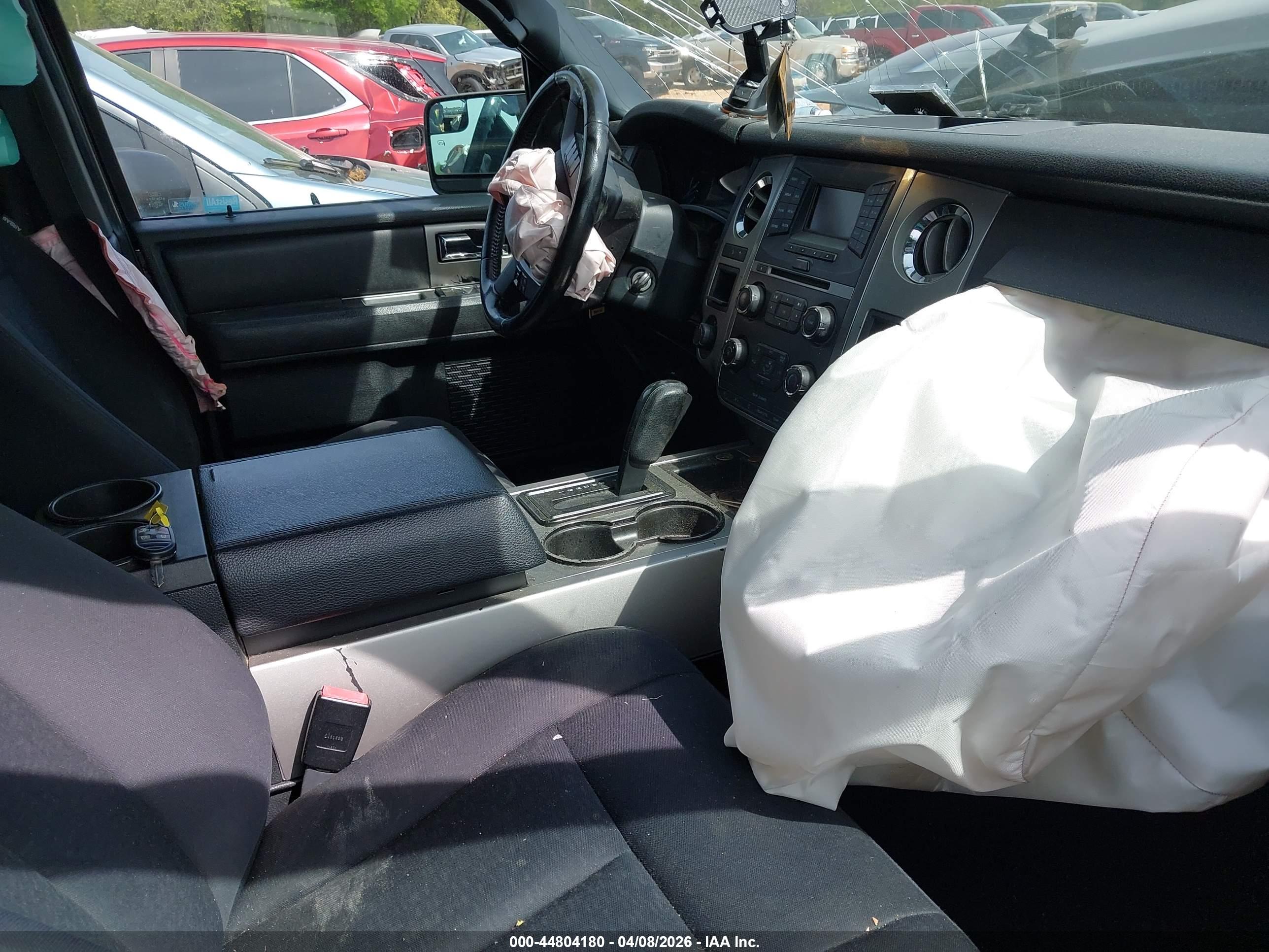 FORD EXPEDITION image 5