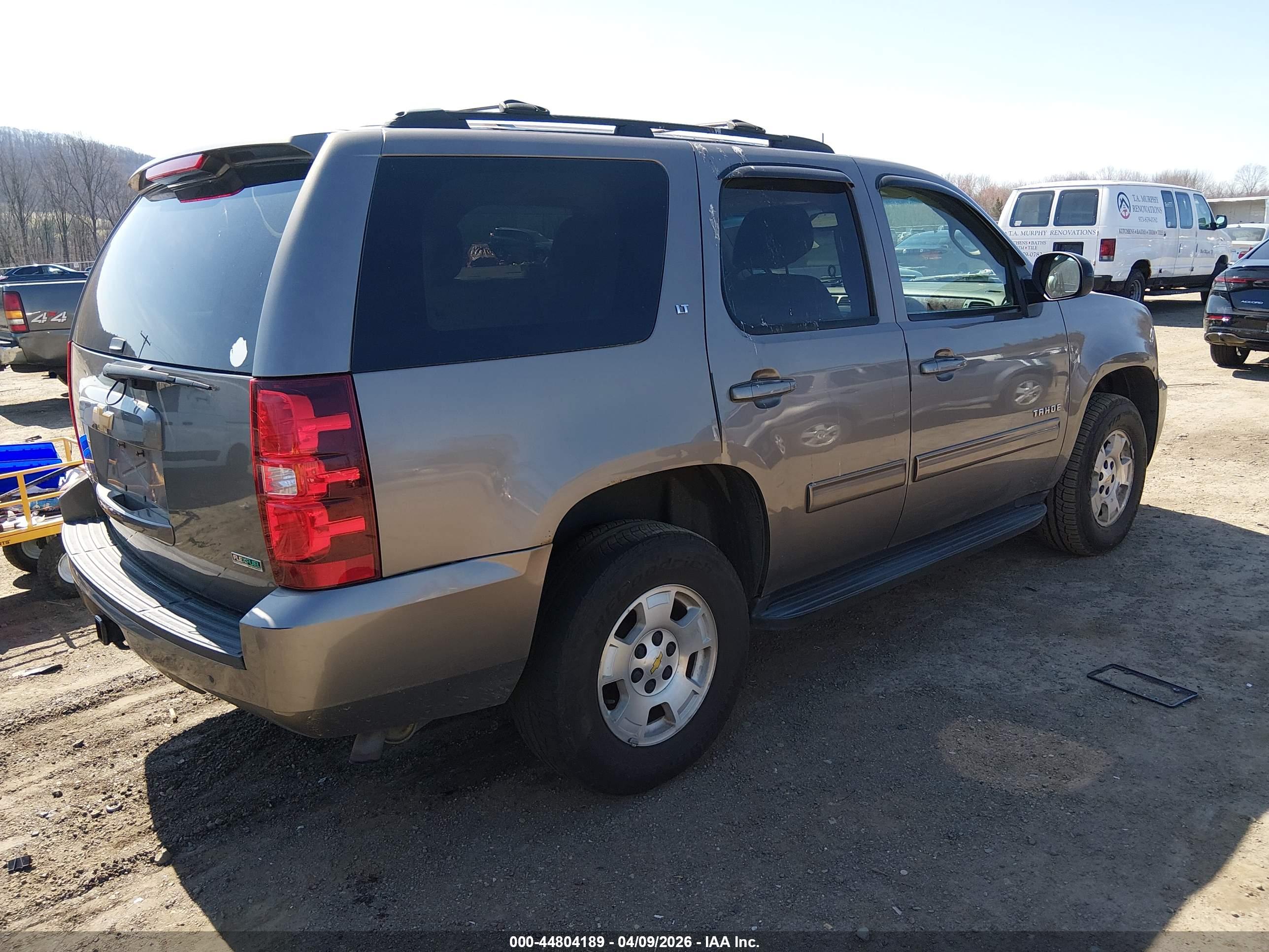 CHEVROLET TAHOE image 4