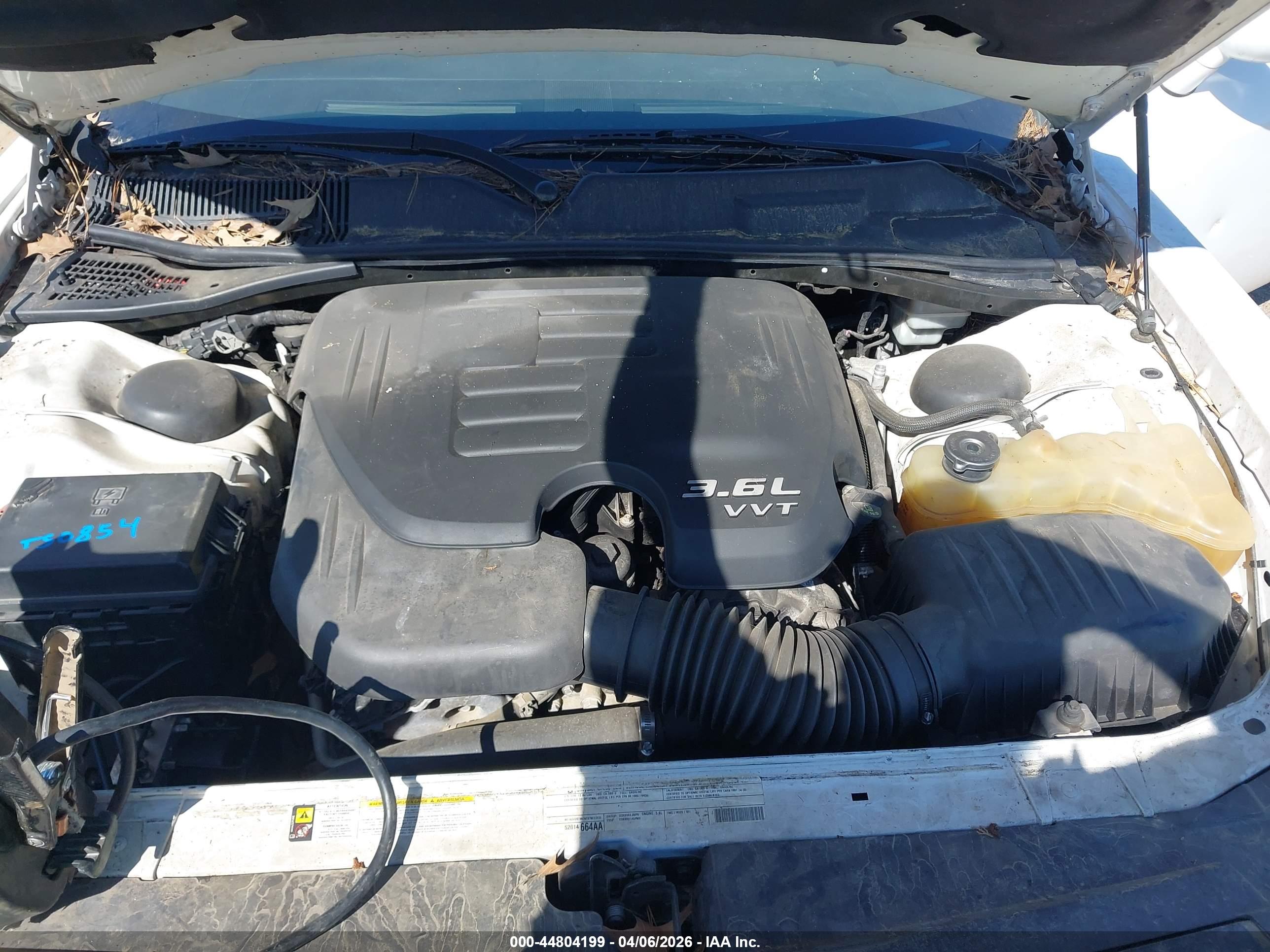 DODGE CHALLENGER image 10