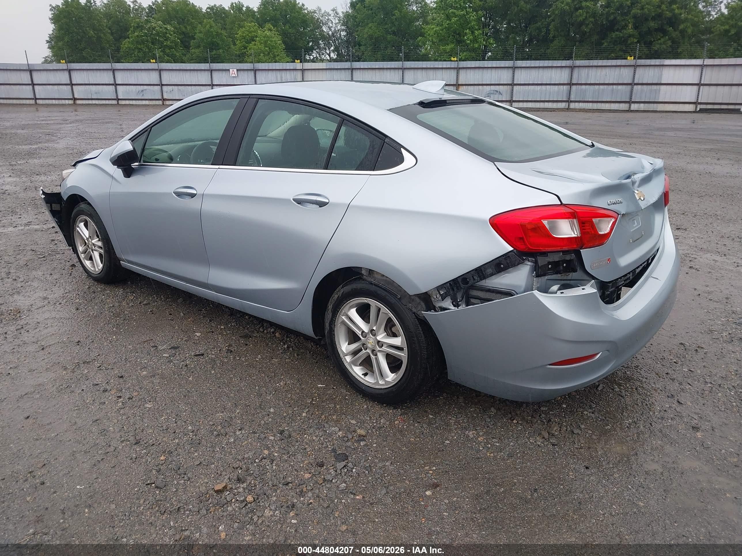 CHEVROLET CRUZE image 3