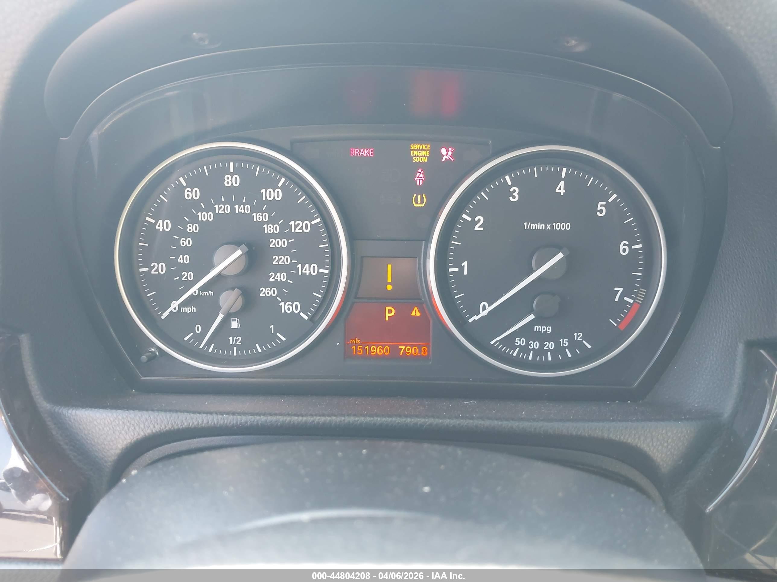 BMW 328I image 7