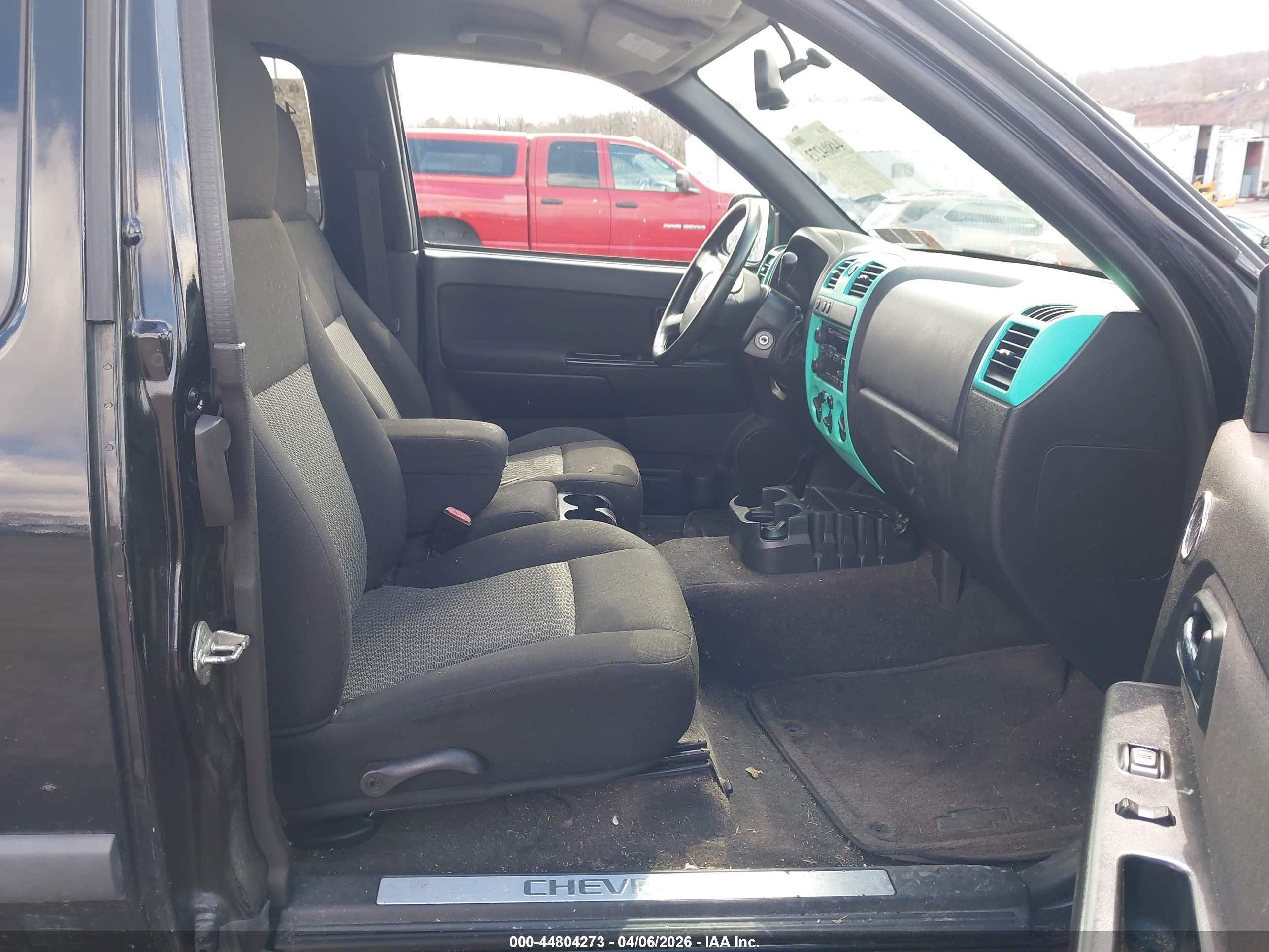 CHEVROLET COLORADO image 5