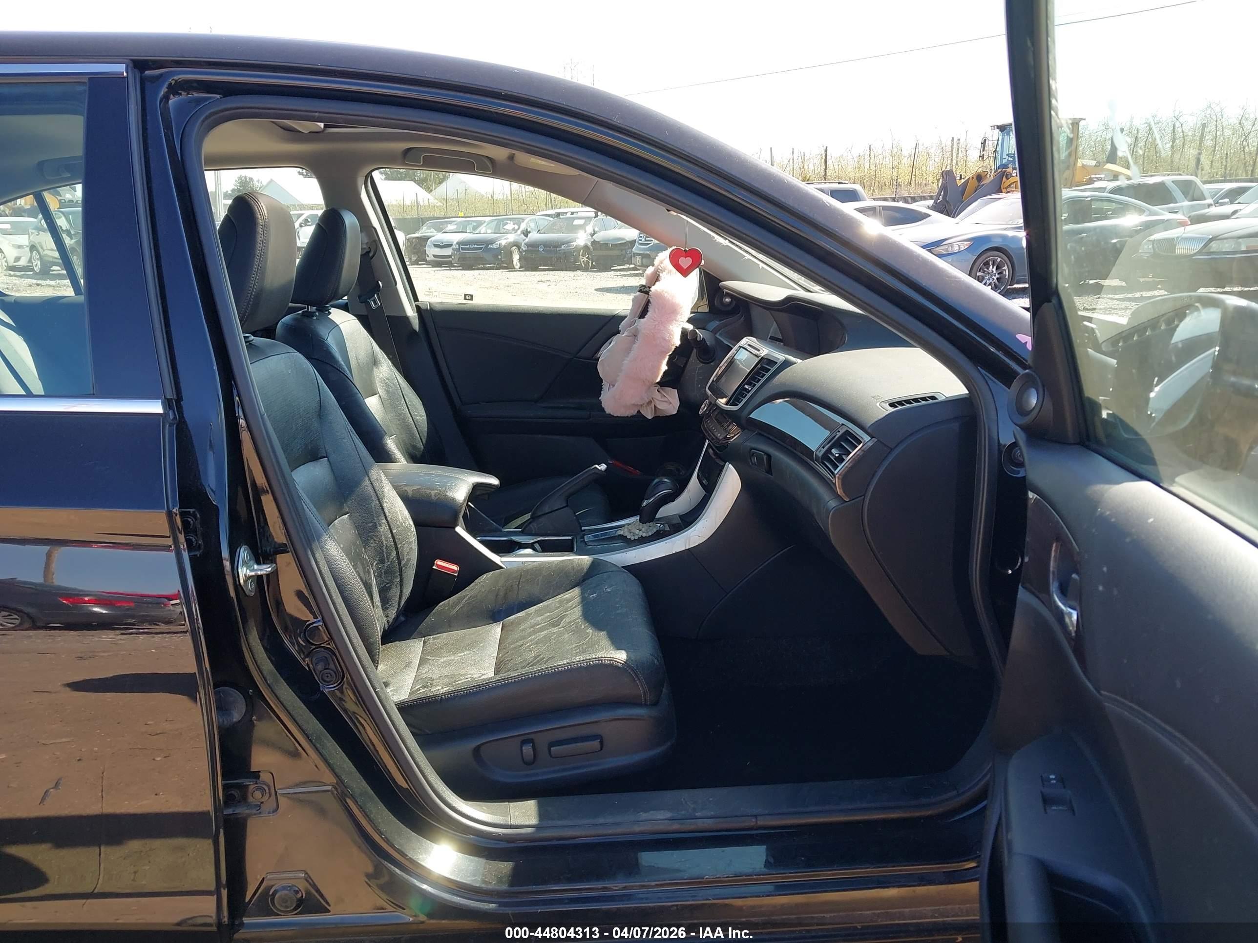 HONDA ACCORD image 5
