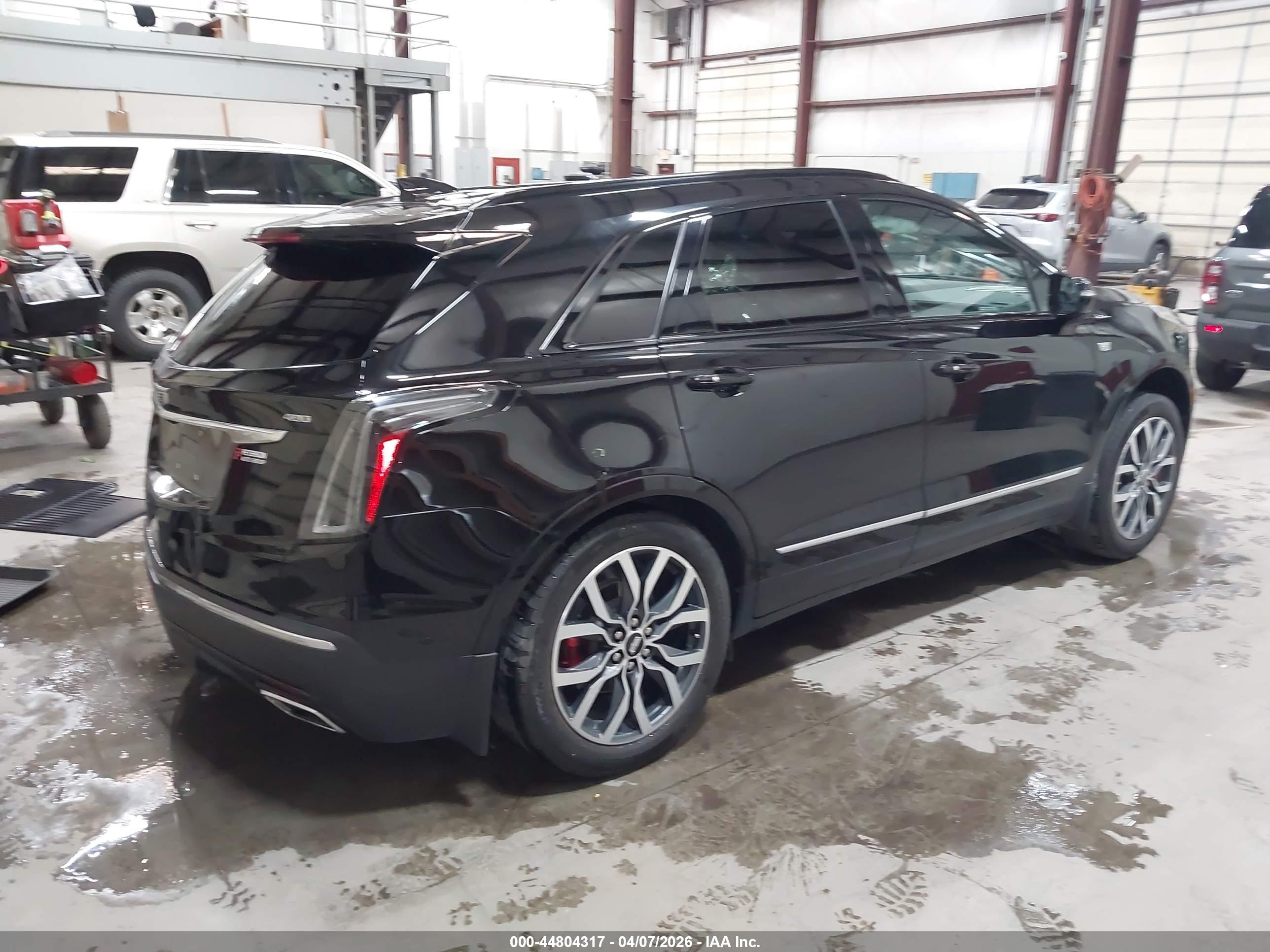 CADILLAC XT5 image 4