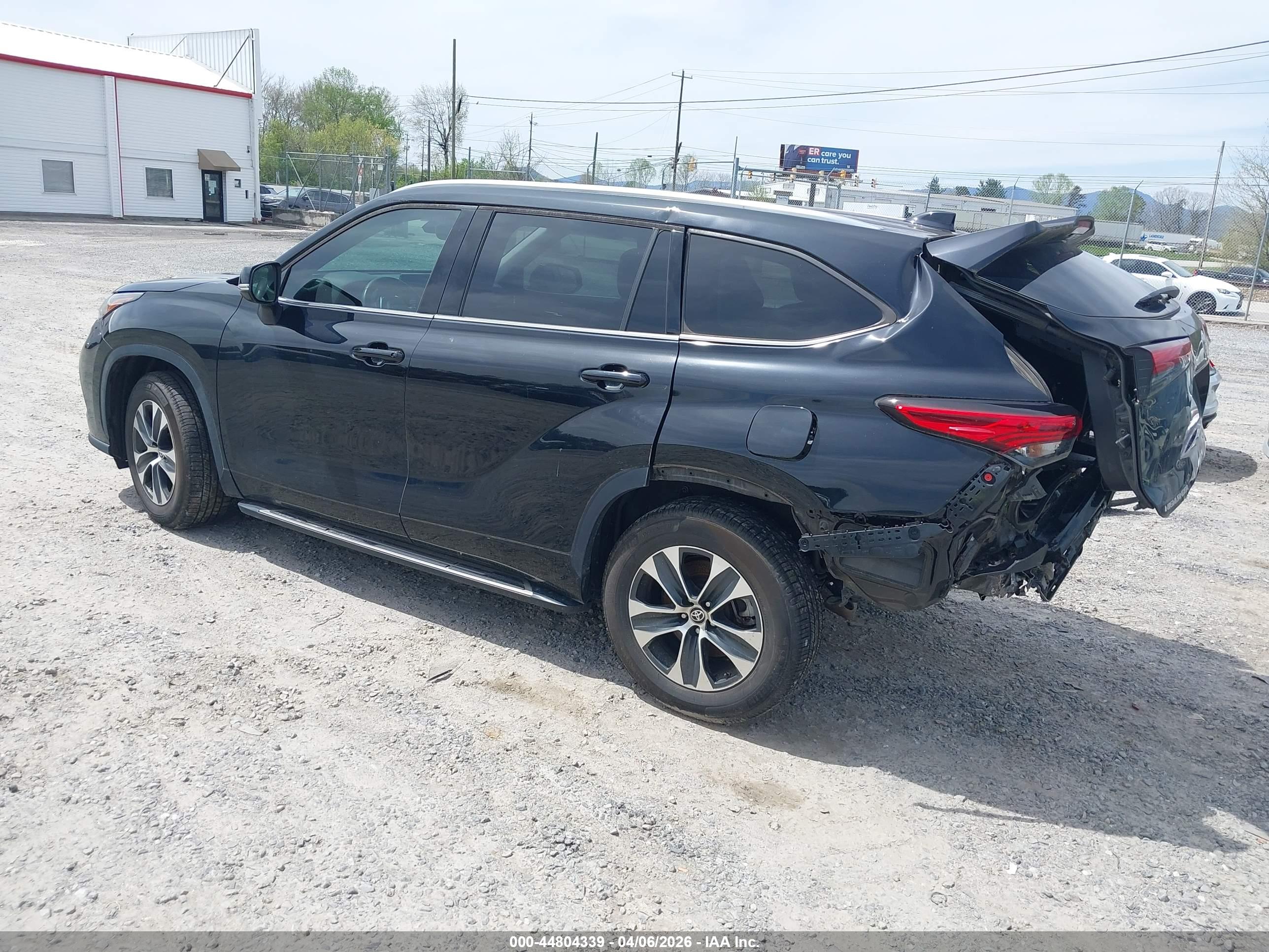 TOYOTA HIGHLANDER image 3
