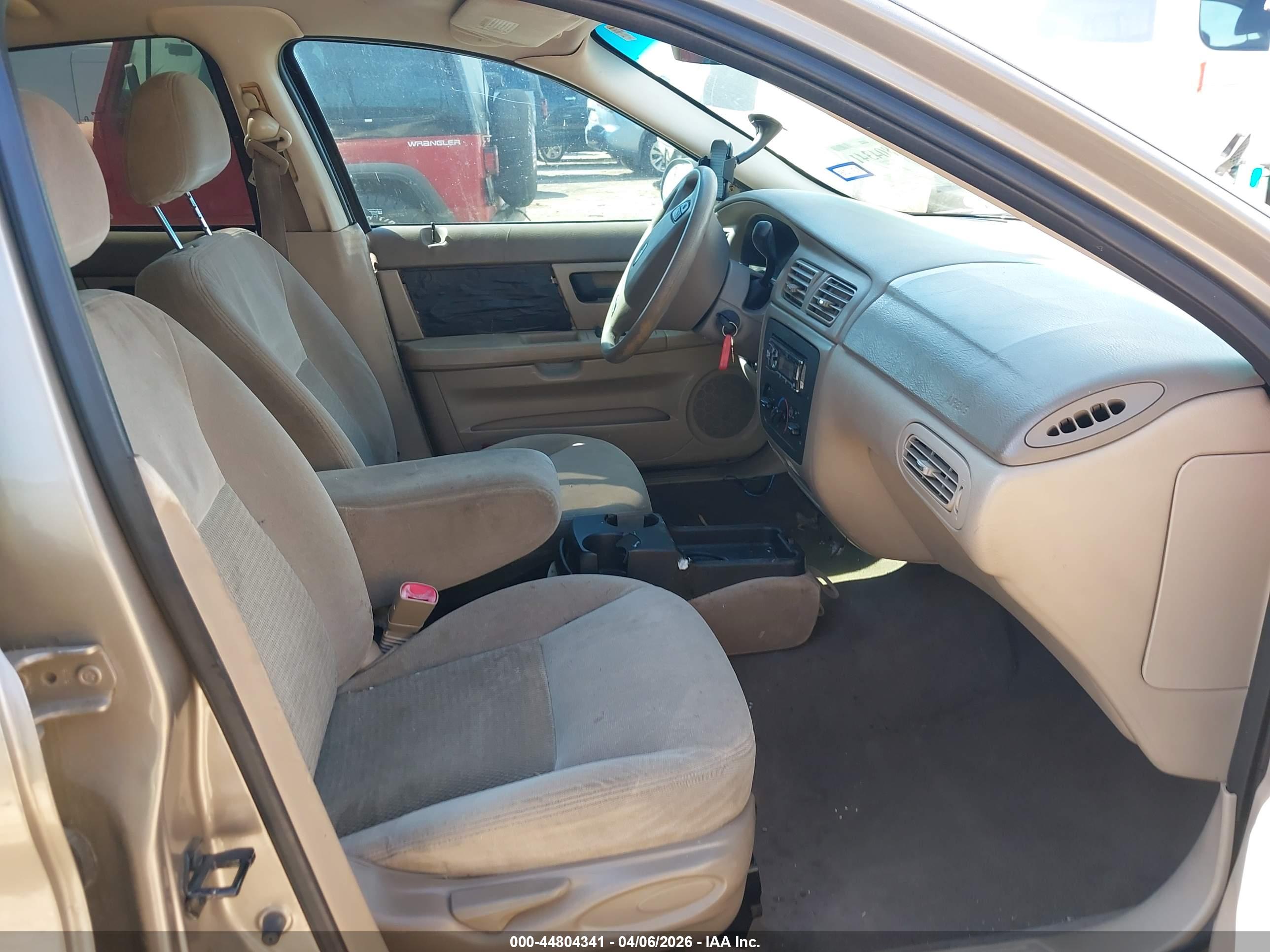 FORD TAURUS image 5