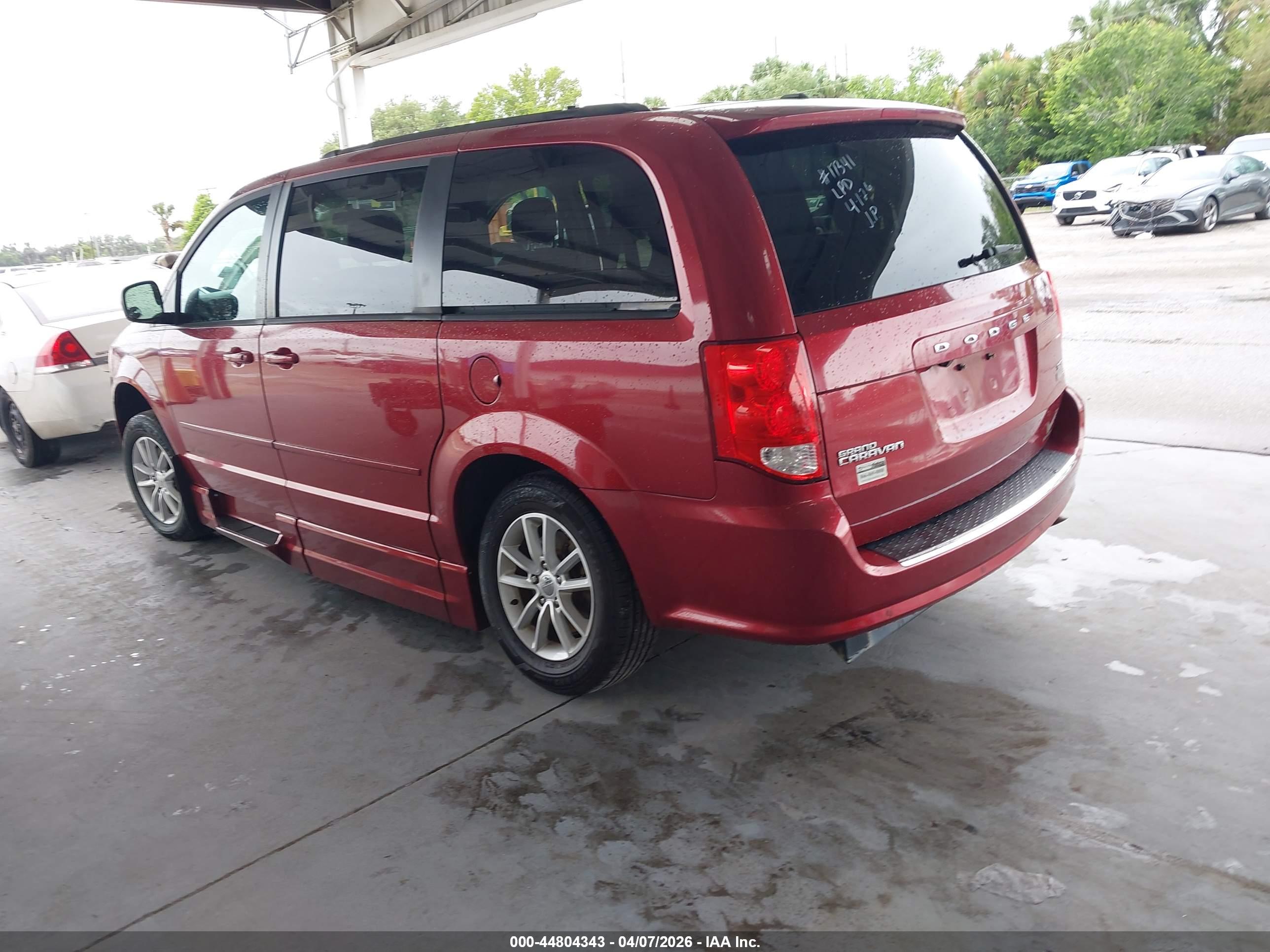 DODGE GRAND image 3