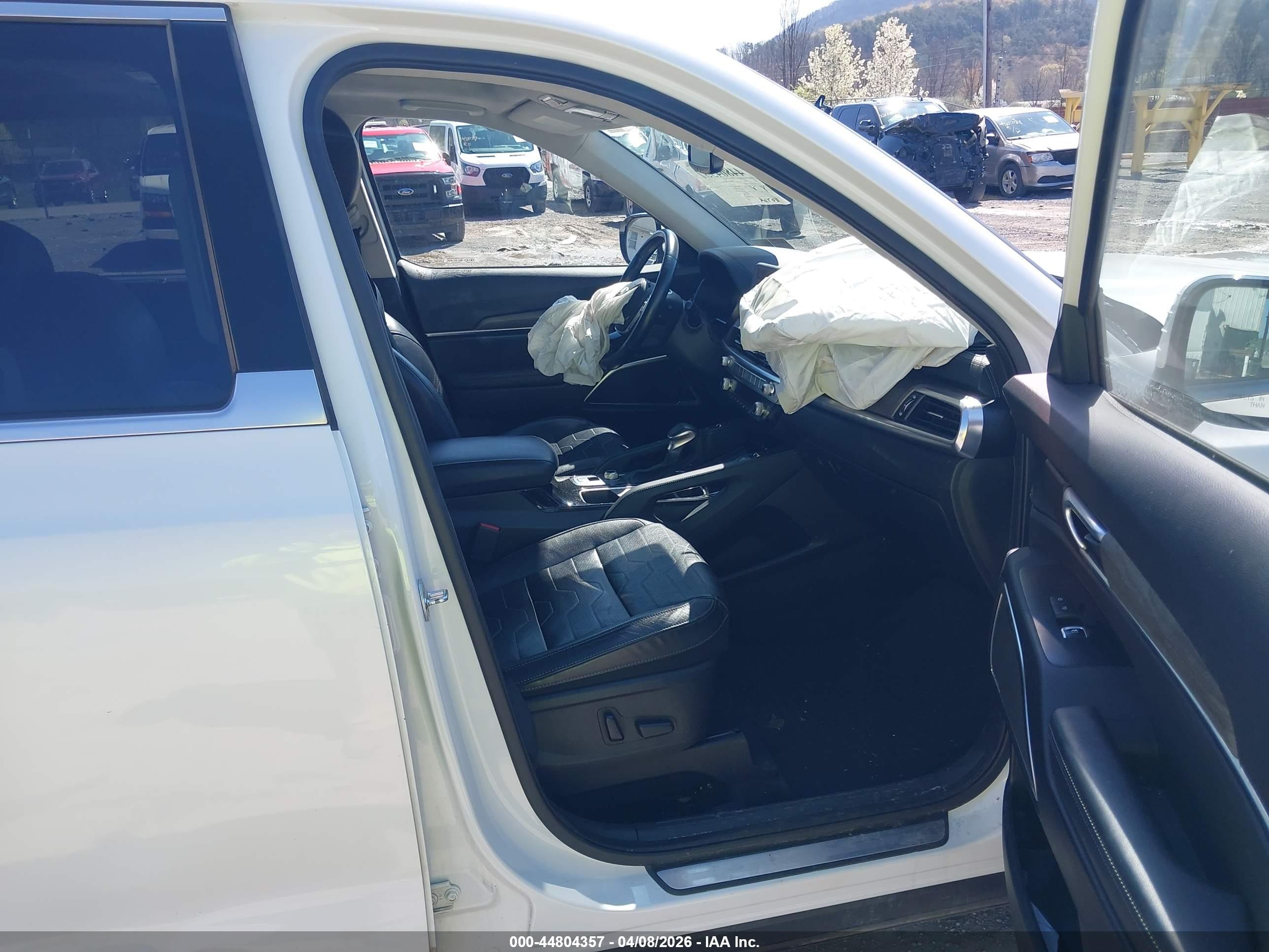 KIA TELLURIDE image 5