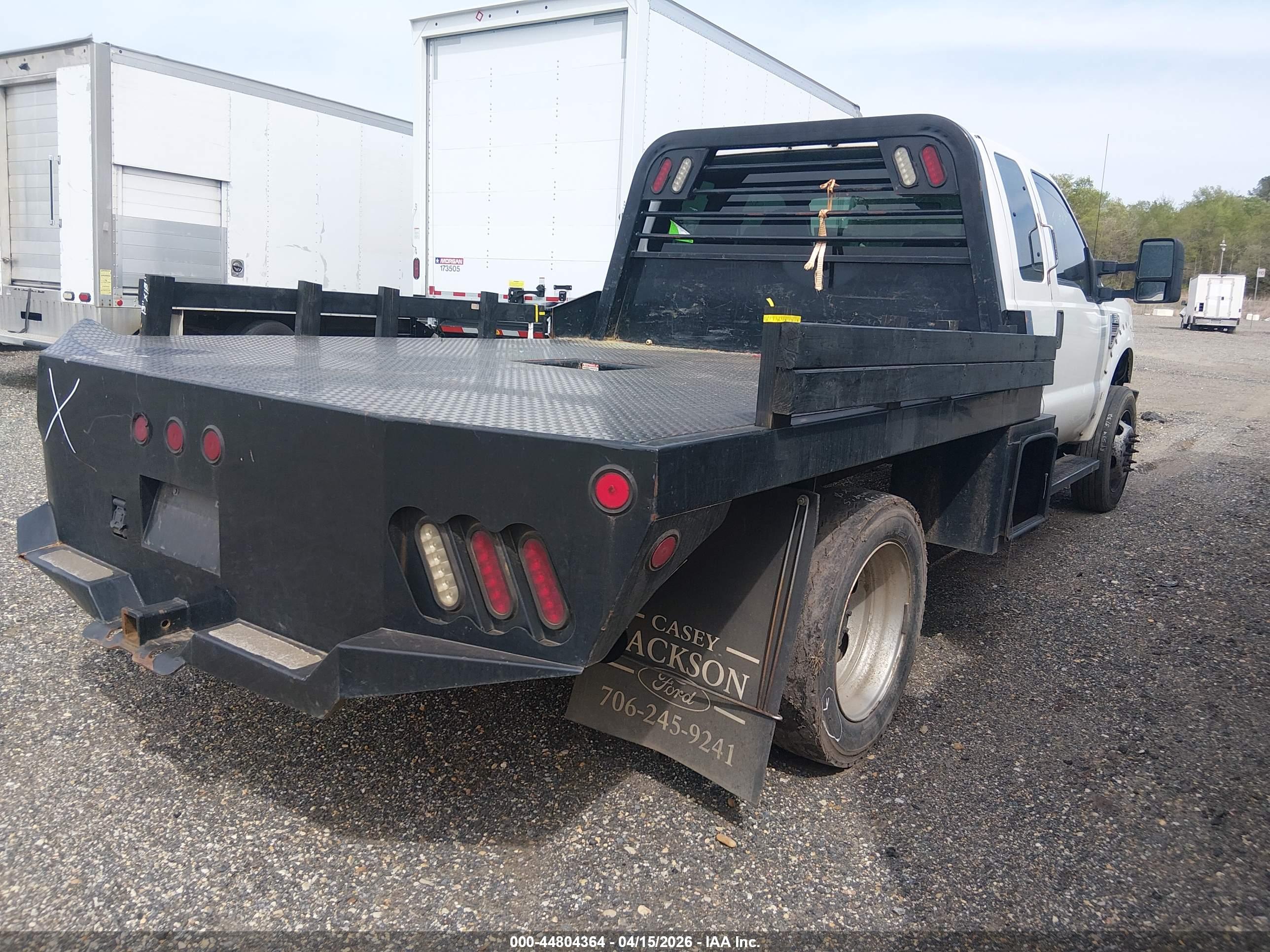 FORD F-550 image 4