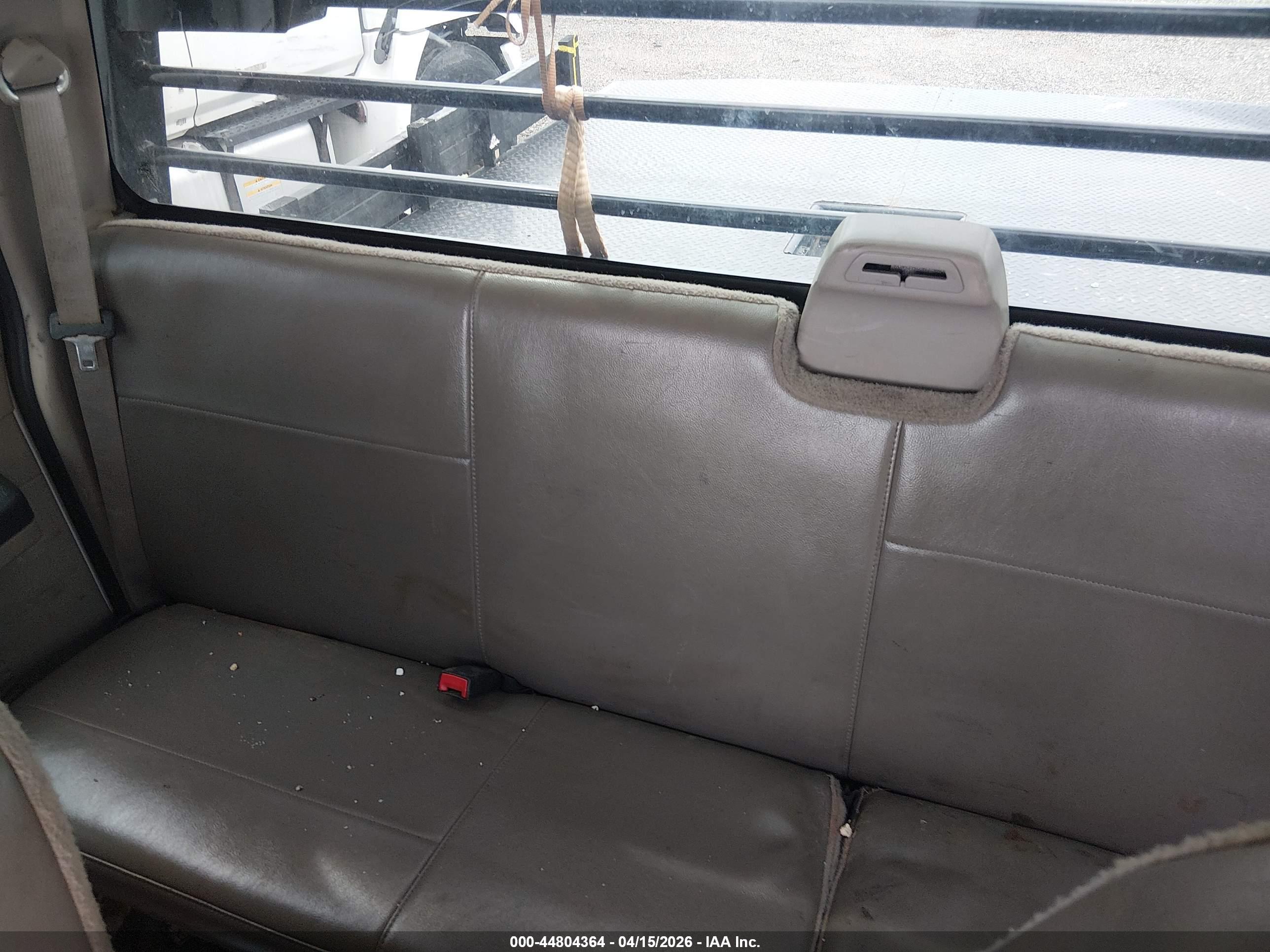 FORD F-550 image 7