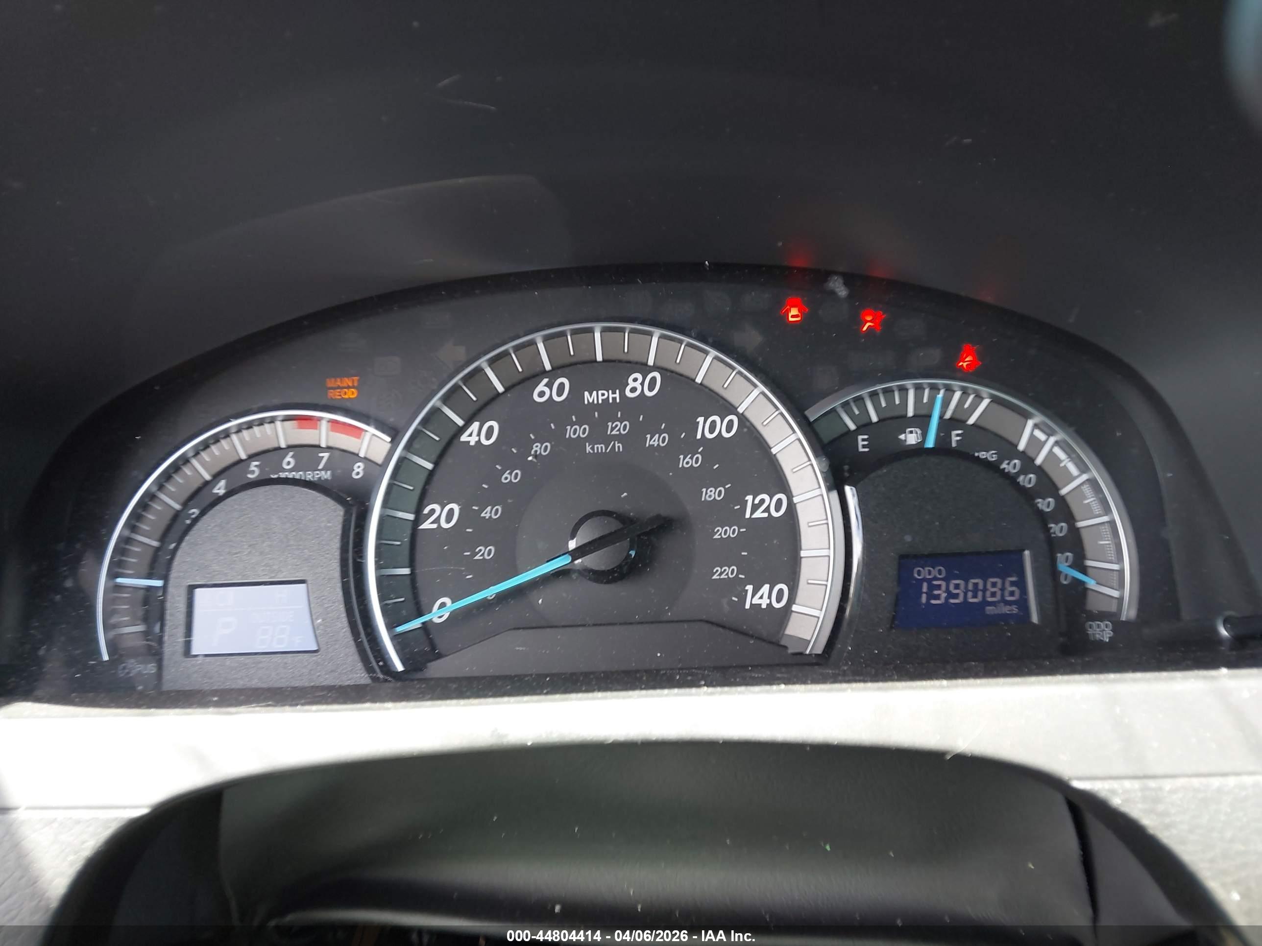 TOYOTA CAMRY image 7