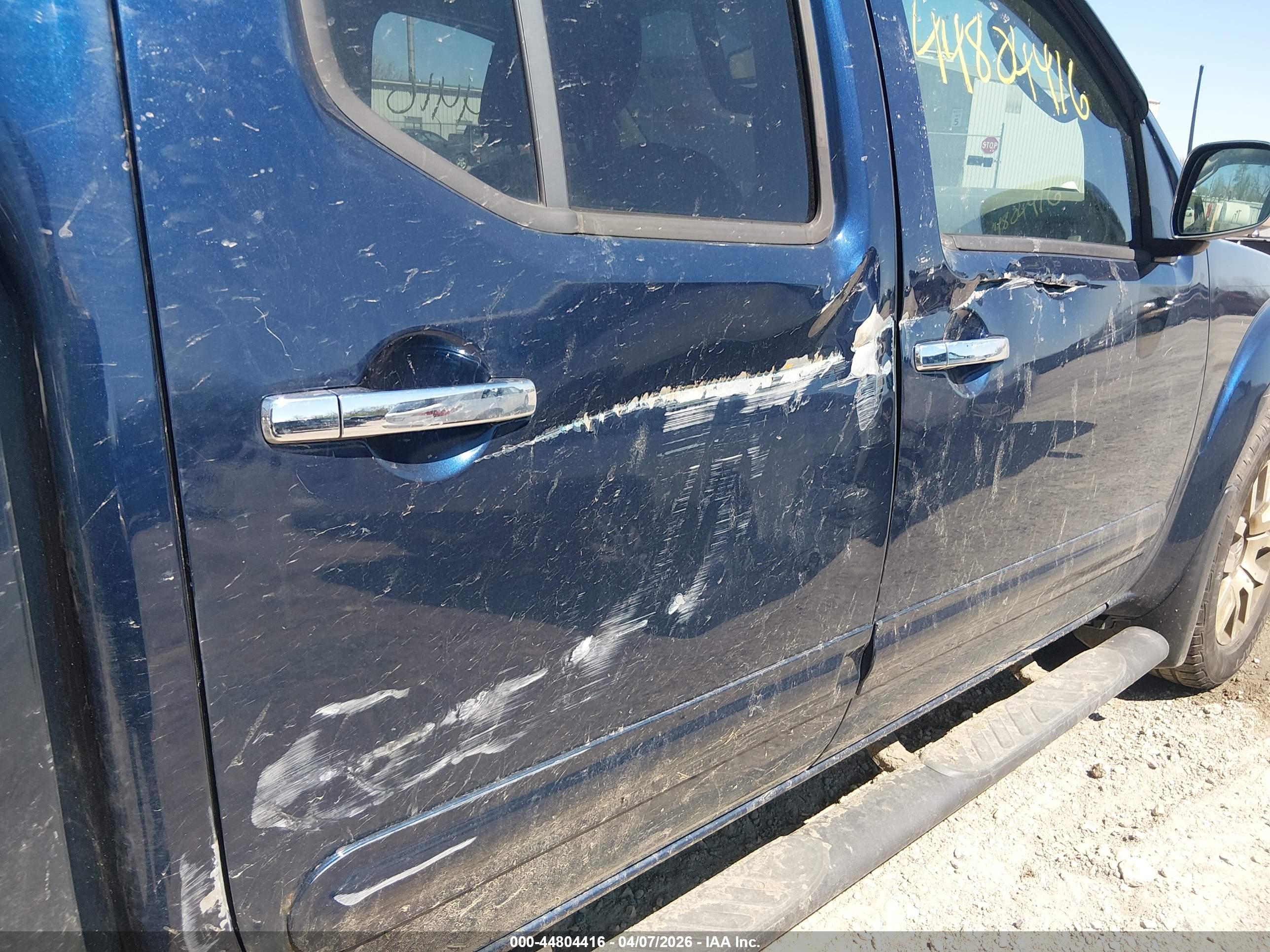 NISSAN FRONTIER image 6