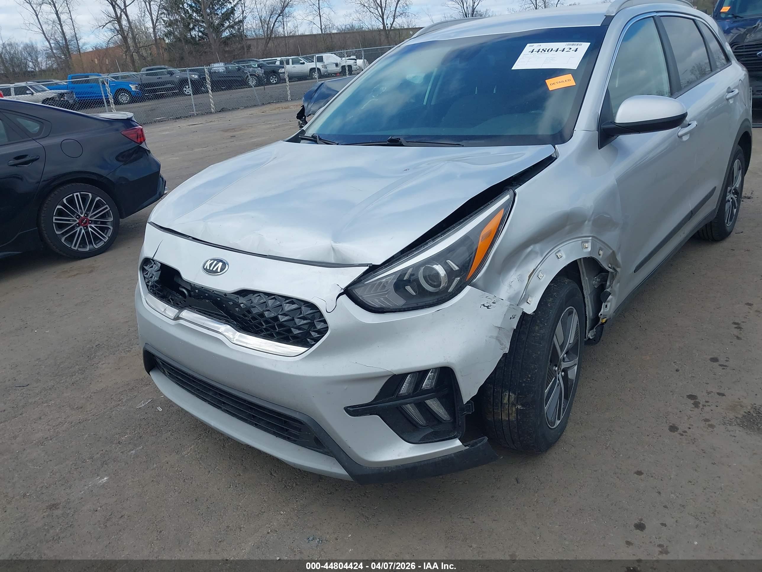 KIA NIRO image 6