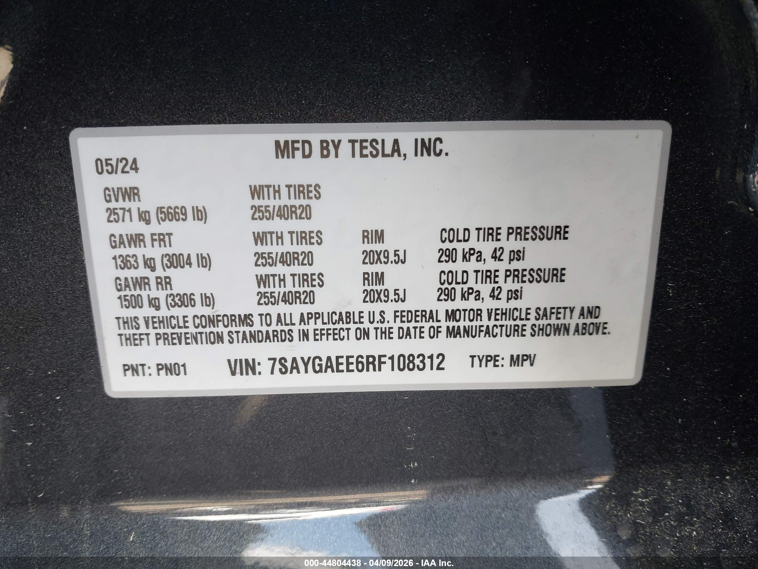 TESLA MODEL image 9