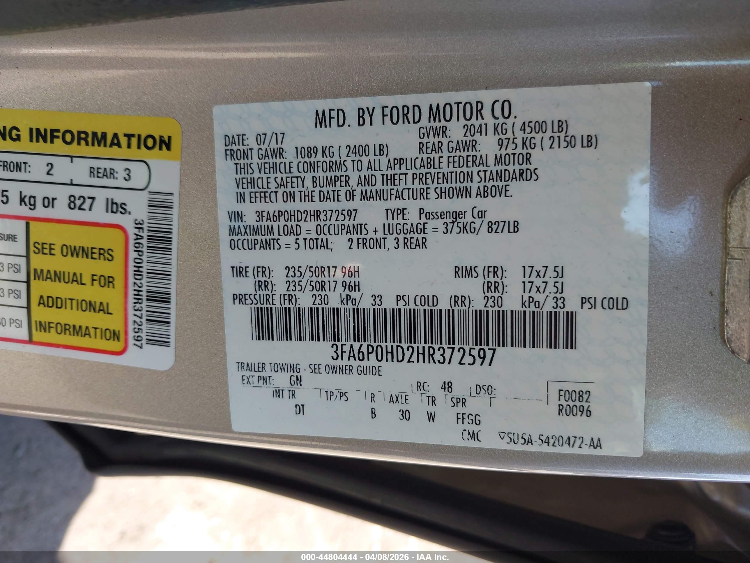 FORD FUSION image 9