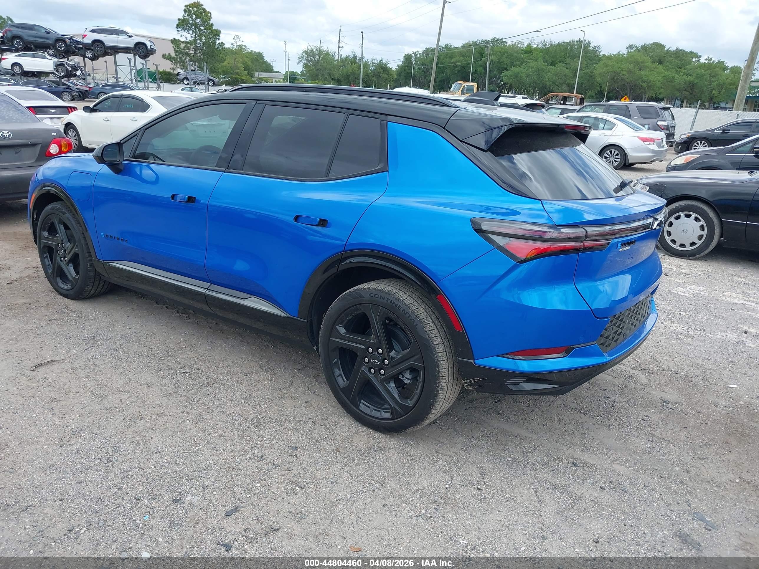 CHEVROLET EQUINOX image 3