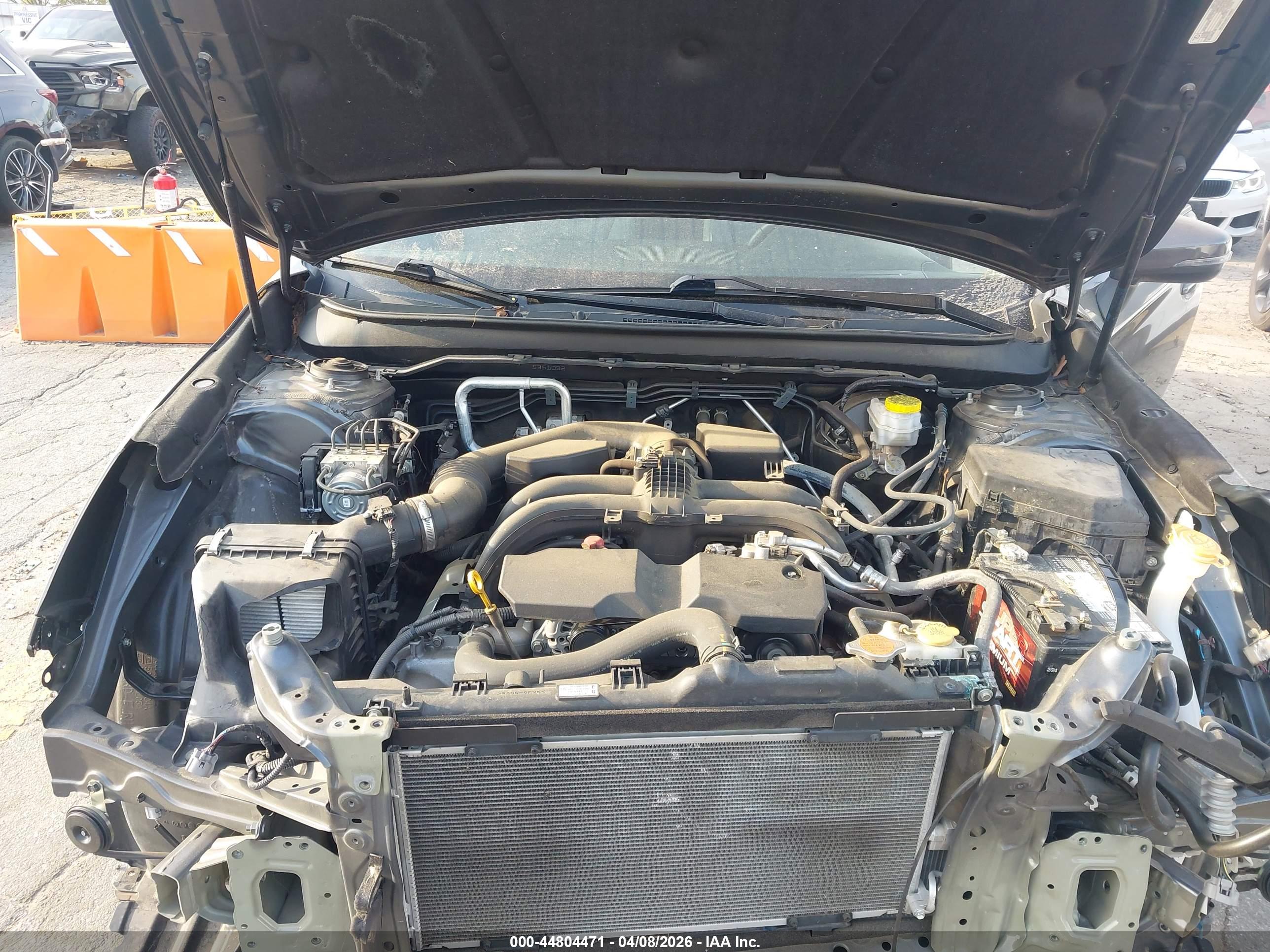 SUBARU OUTBACK image 10