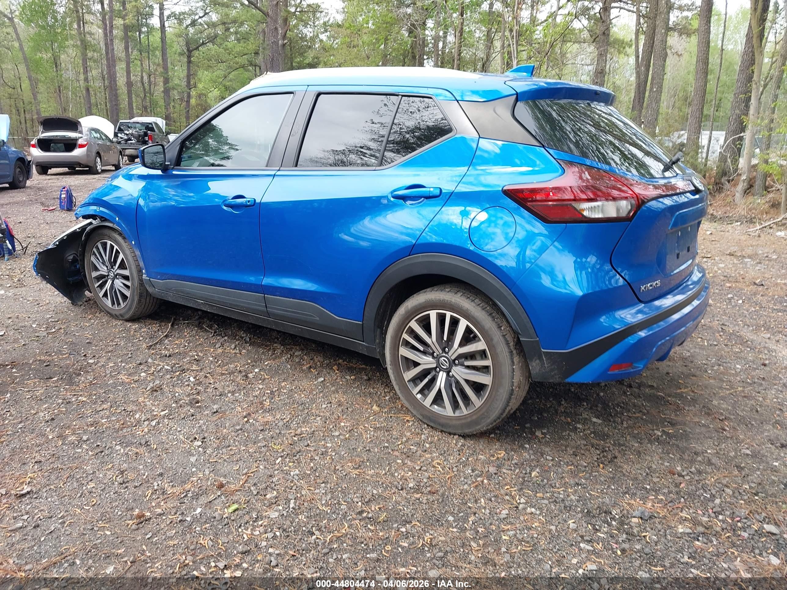 NISSAN KICKS image 3