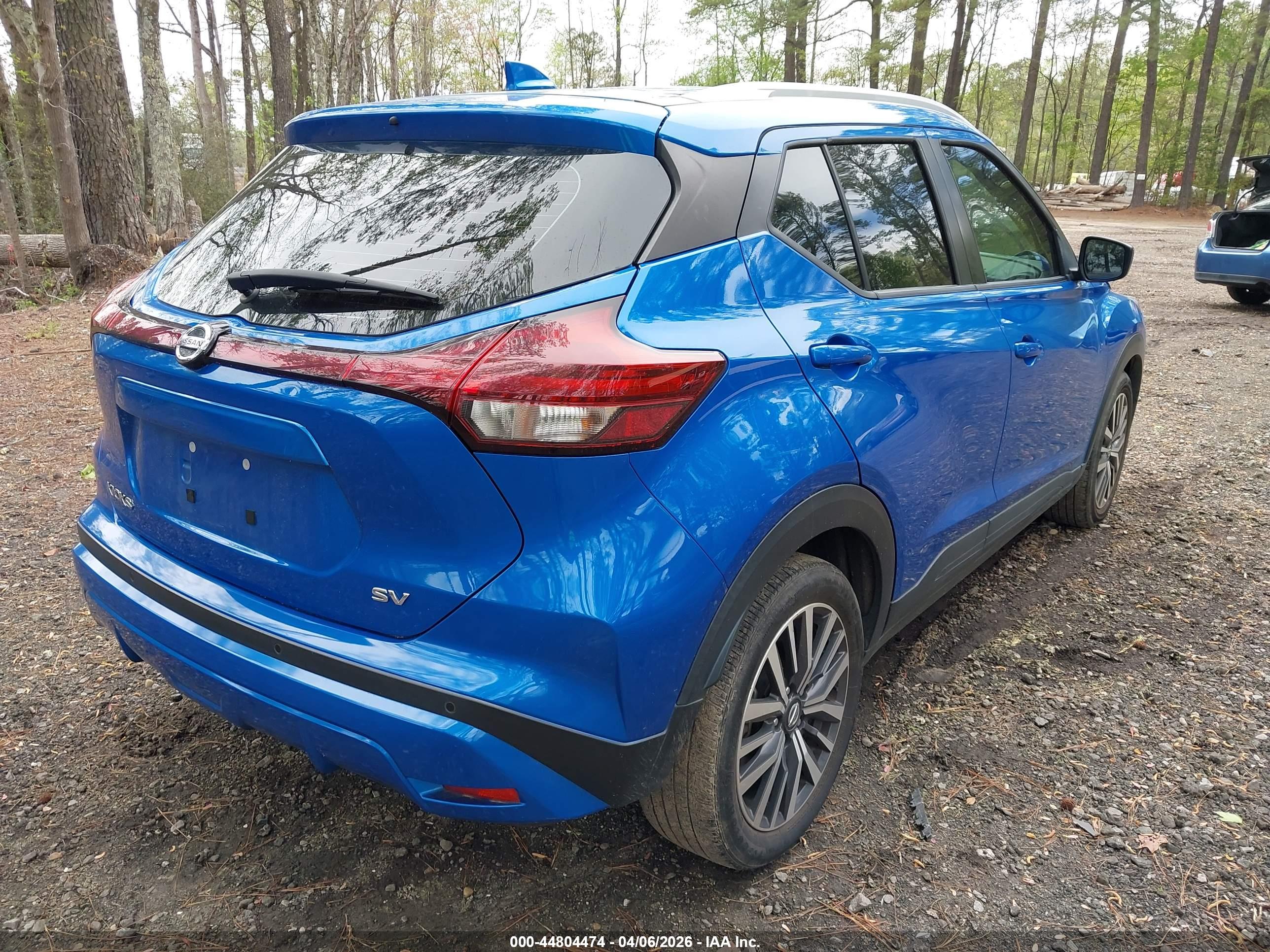 NISSAN KICKS image 4
