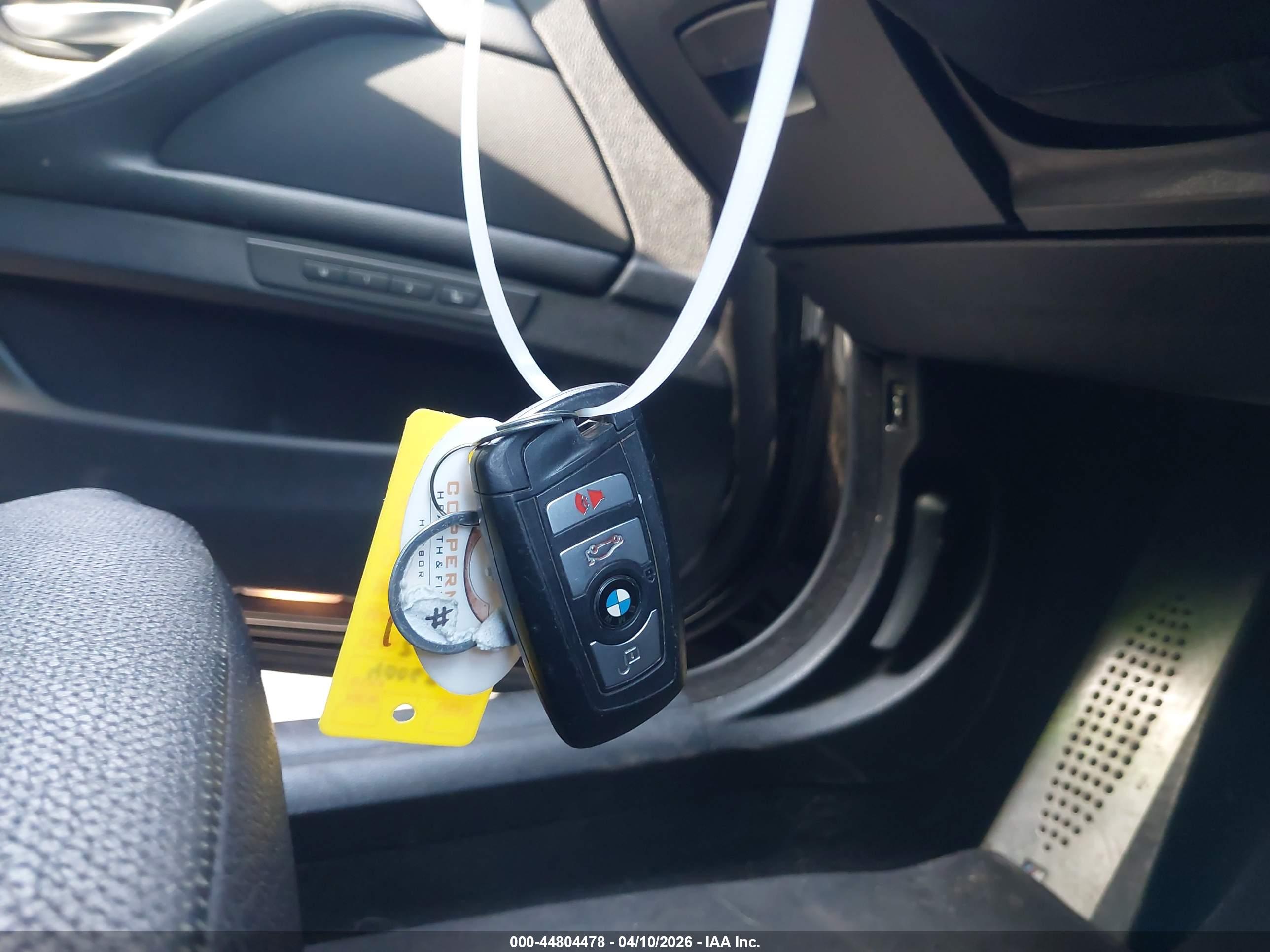 BMW 550I image 11