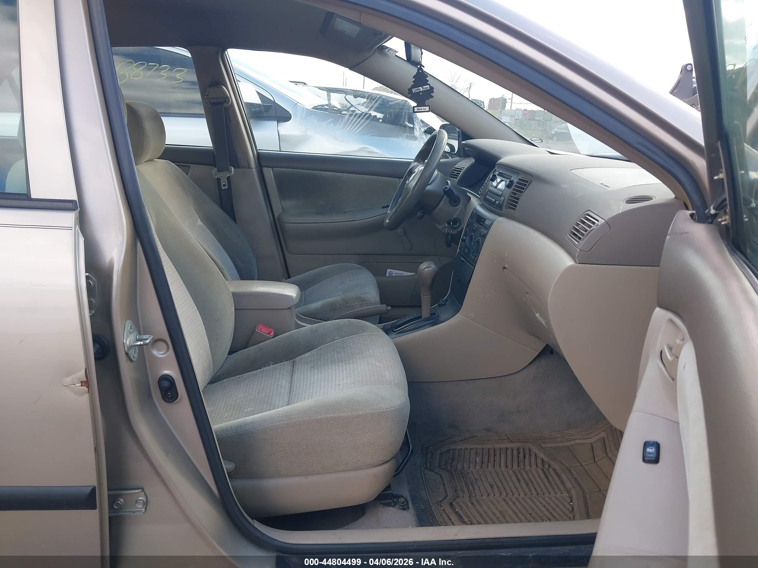 TOYOTA COROLLA image 5