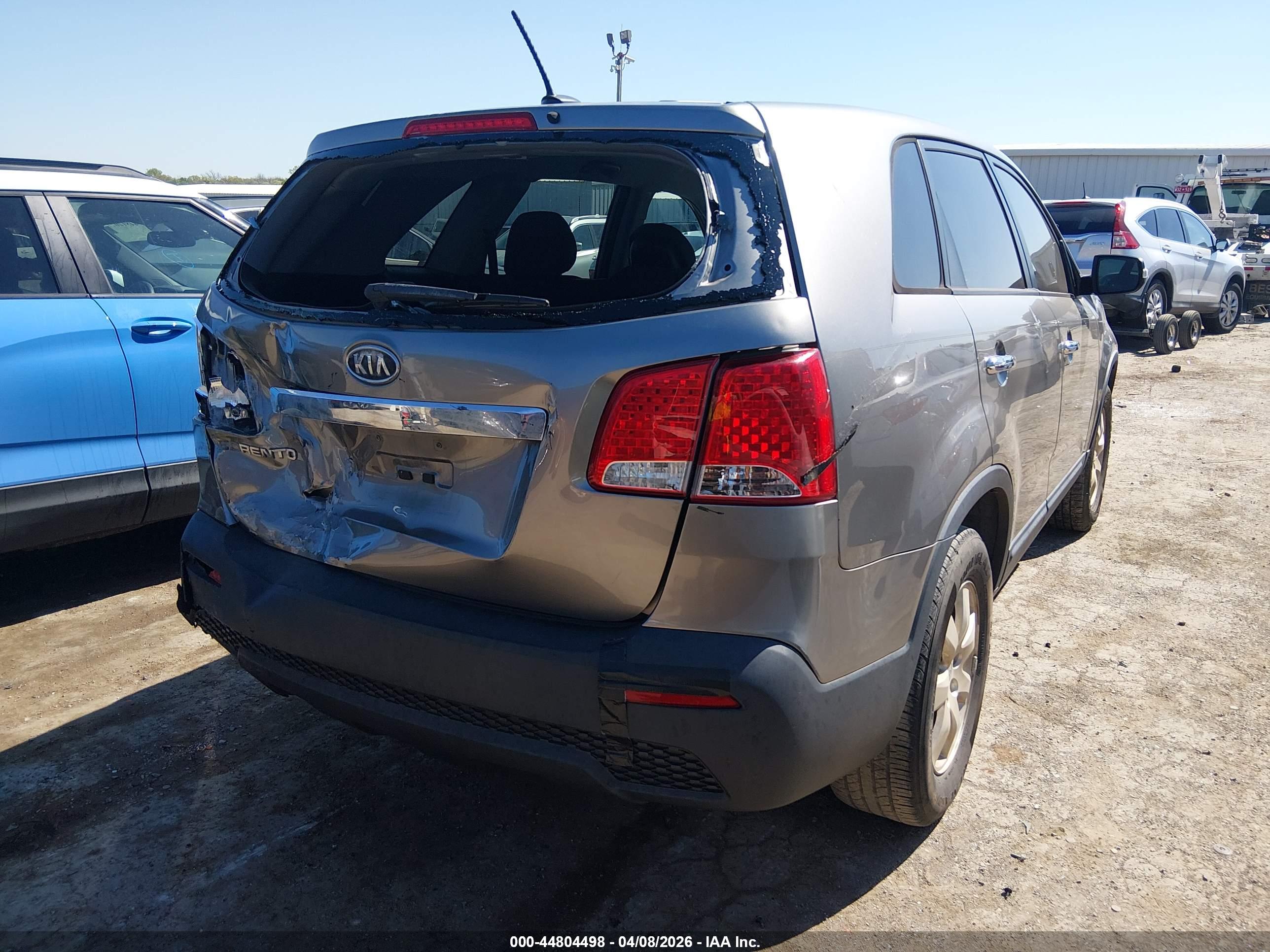 KIA SORENTO image 4