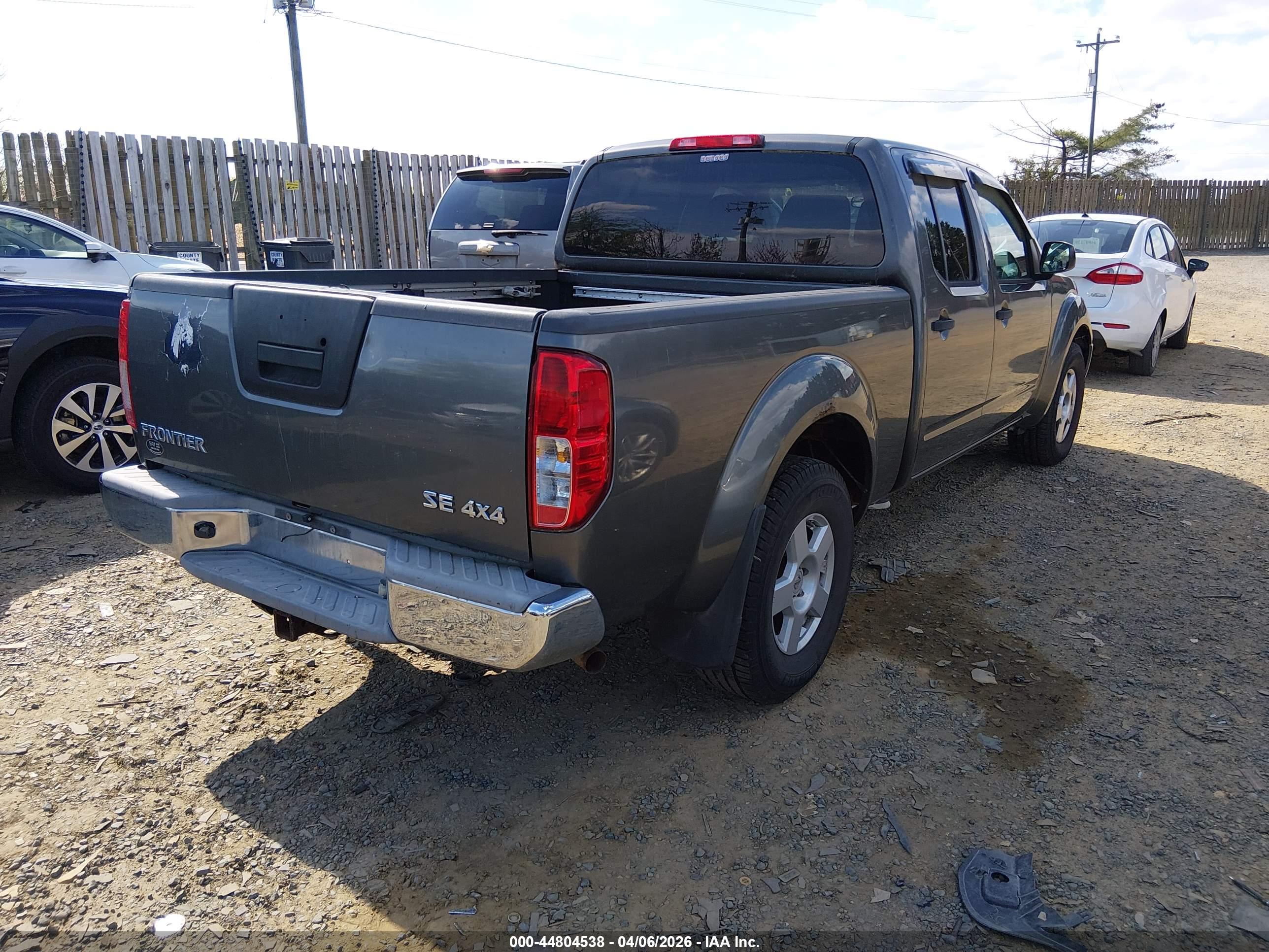 NISSAN FRONTIER image 4