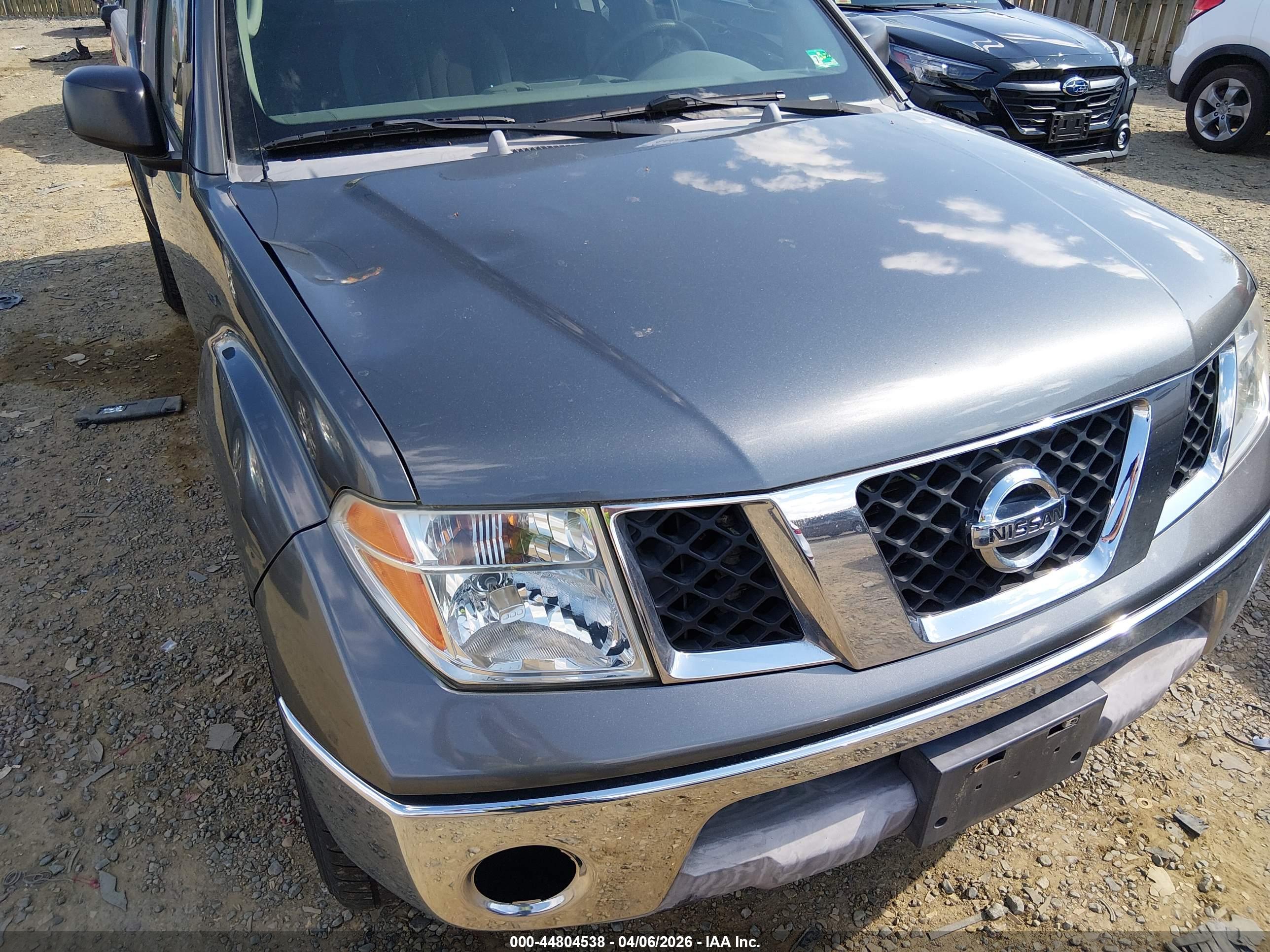 NISSAN FRONTIER image 6
