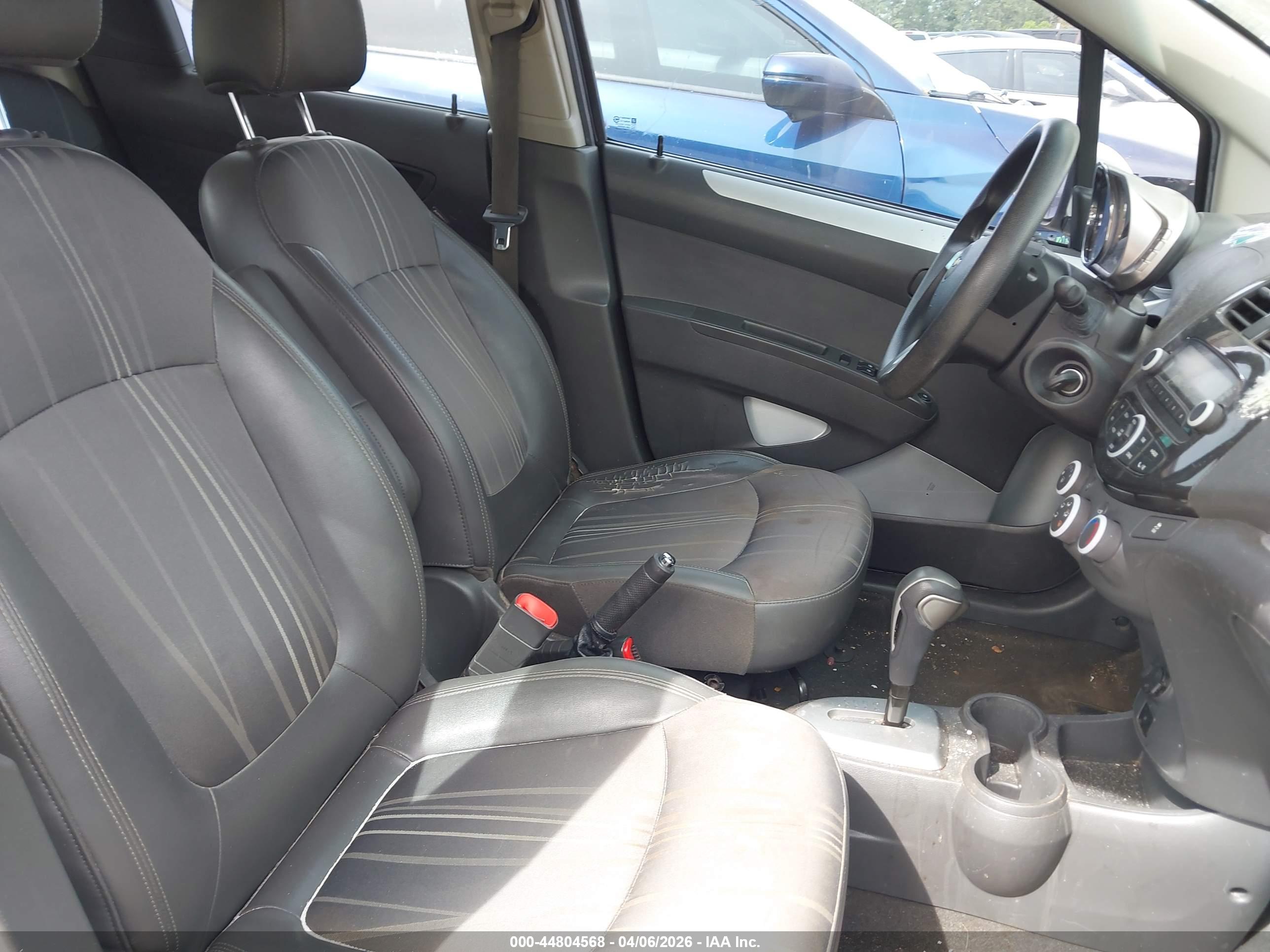 CHEVROLET SPARK image 5