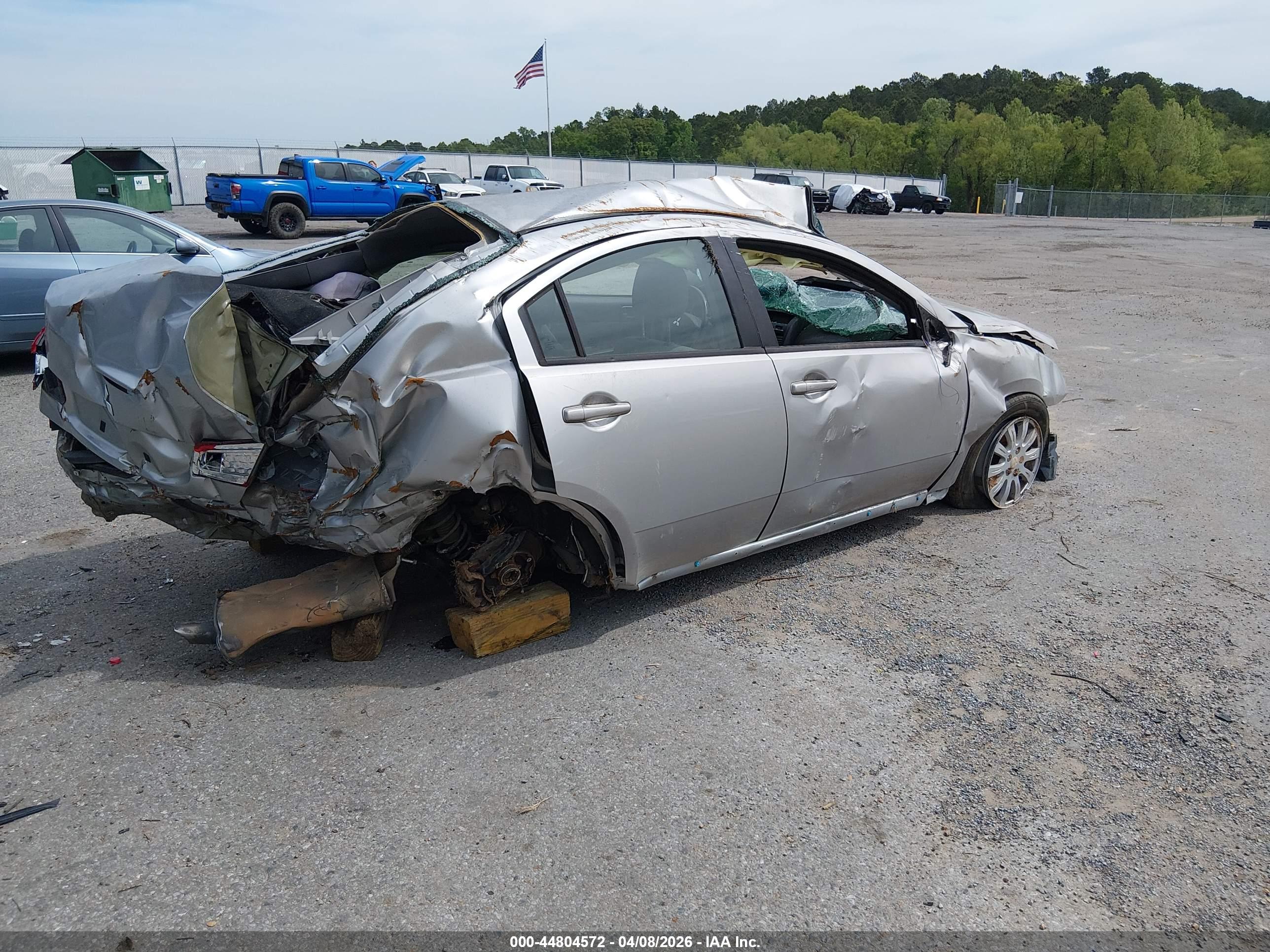 MITSUBISHI GALANT image 4