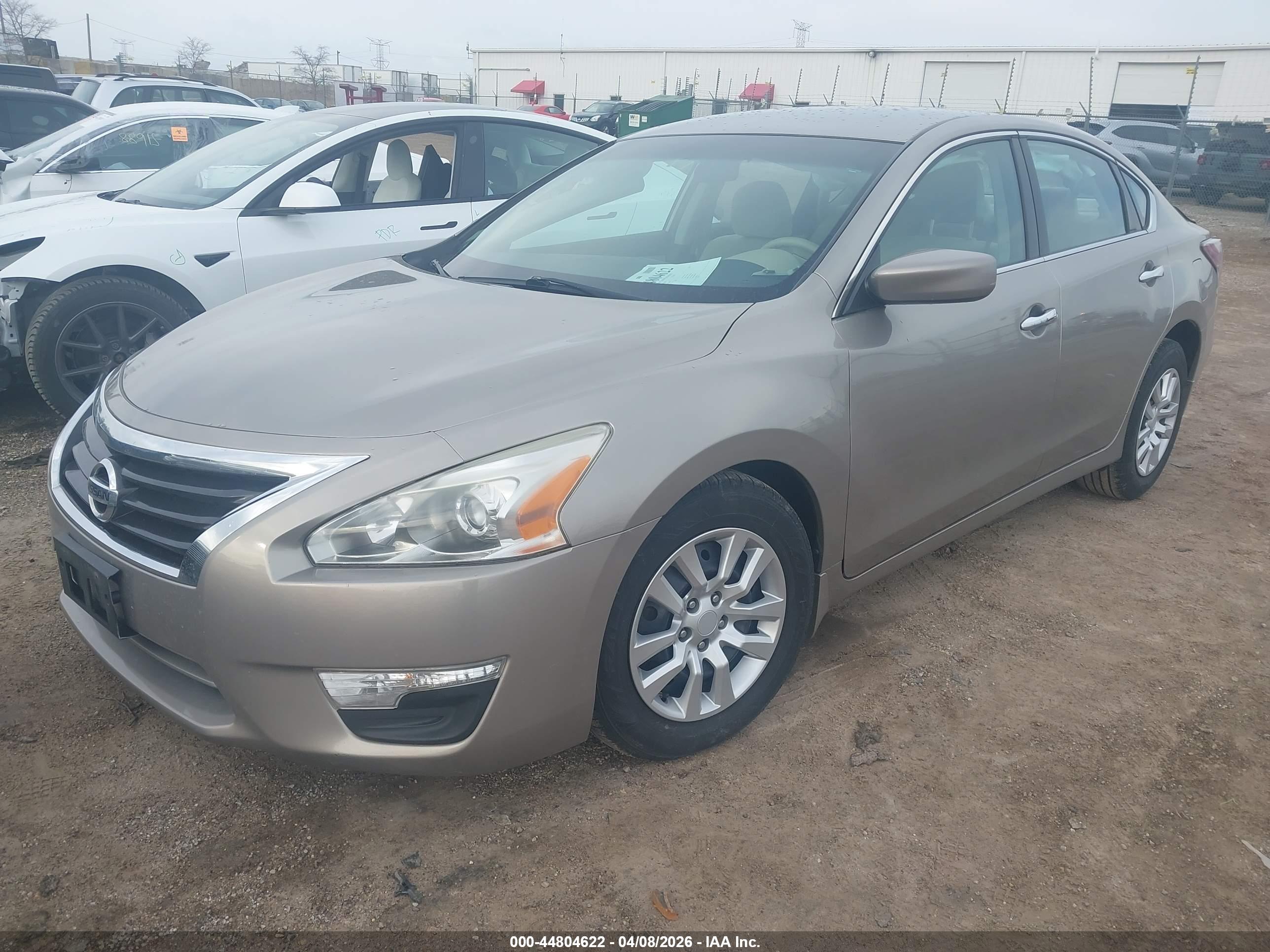 NISSAN ALTIMA image 2